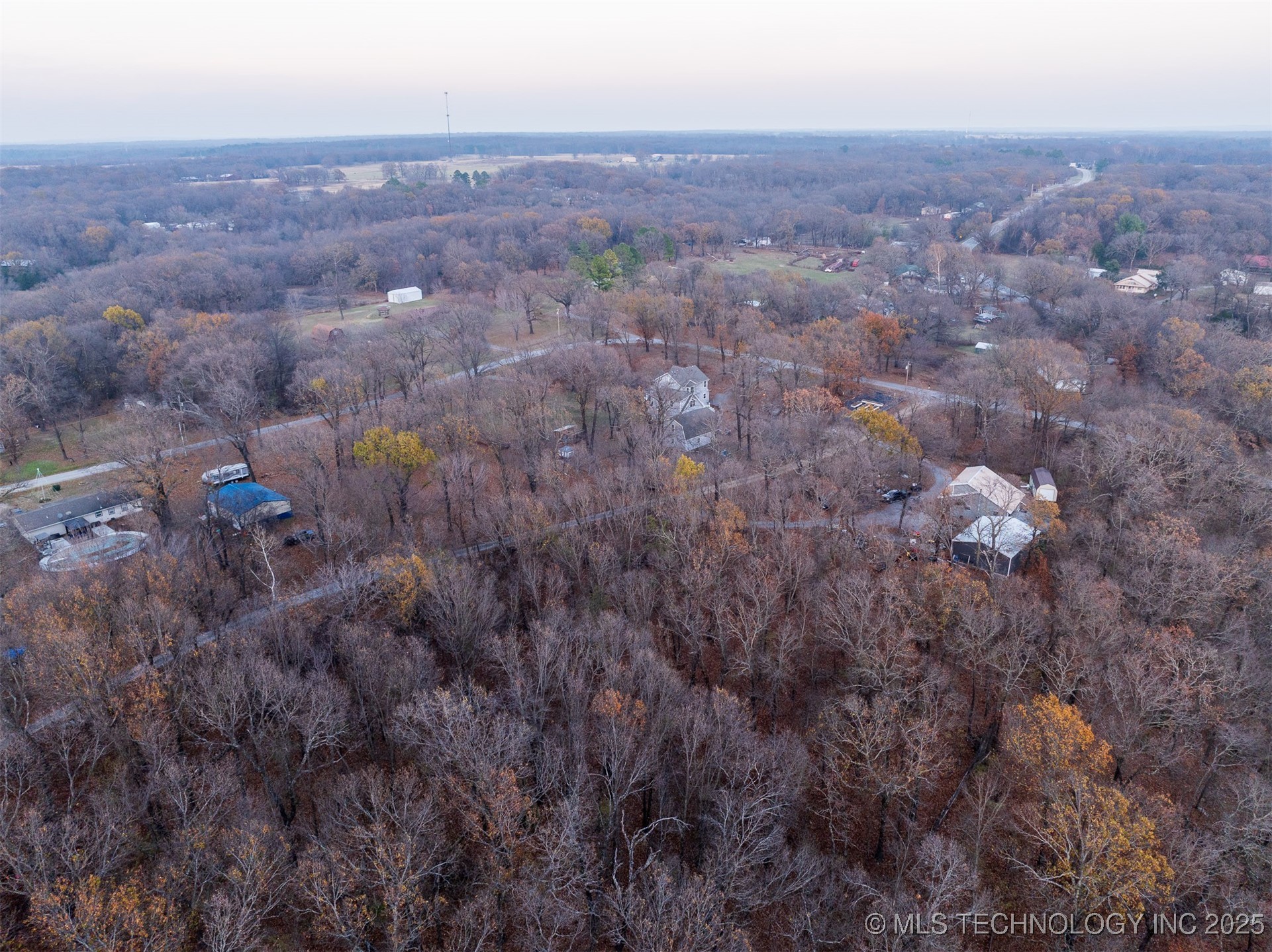 6594 E 563 Road Locust Grove OK 74352