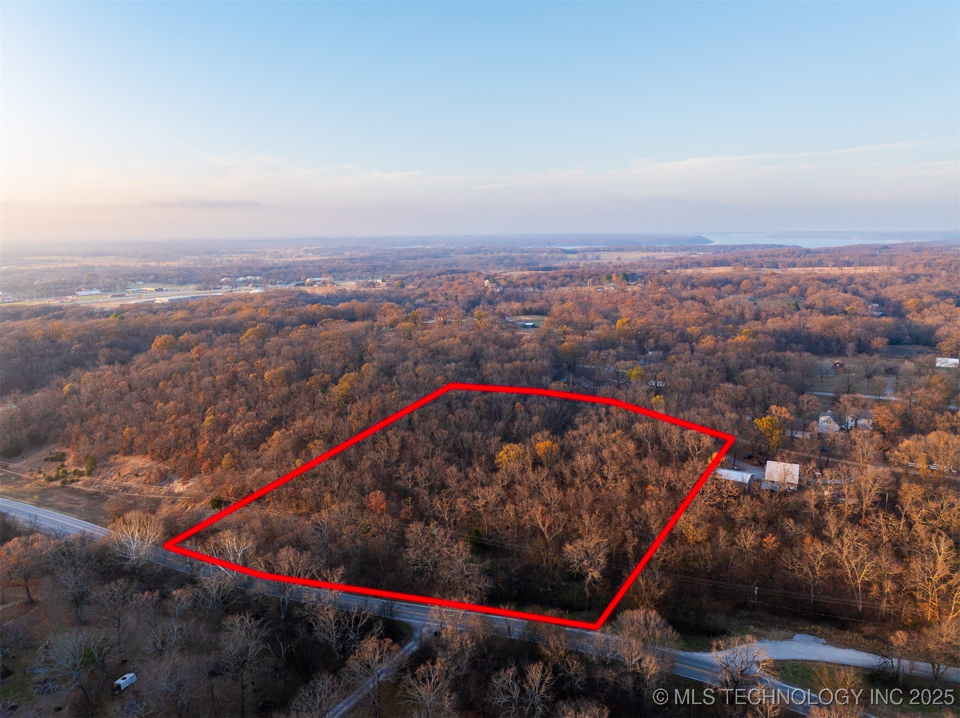 6594 E 563 Road Locust Grove OK 74352