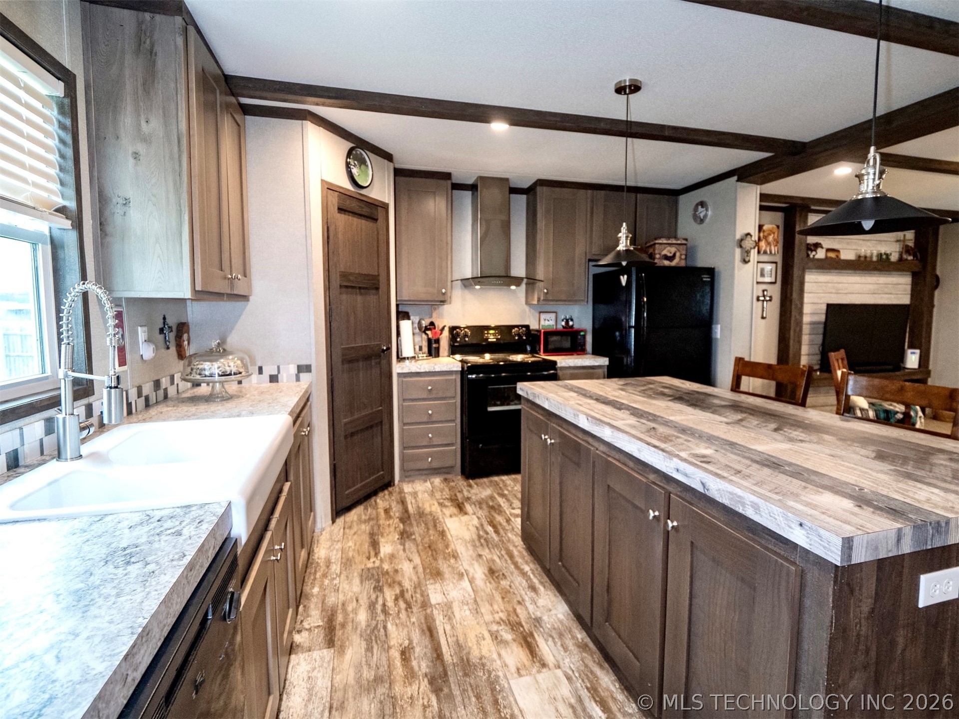 35 Cale Lane Calera OK 74730