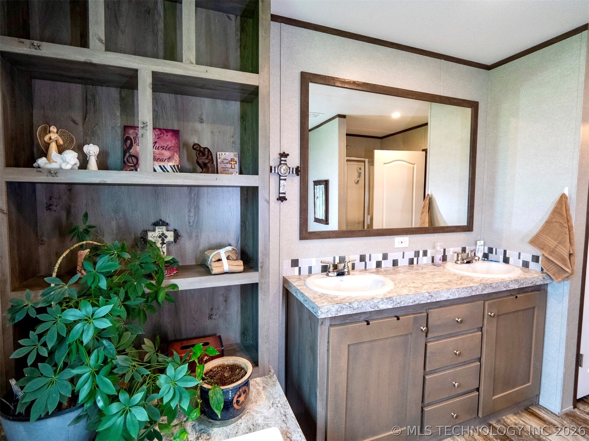 35 Cale Lane Calera OK 74730