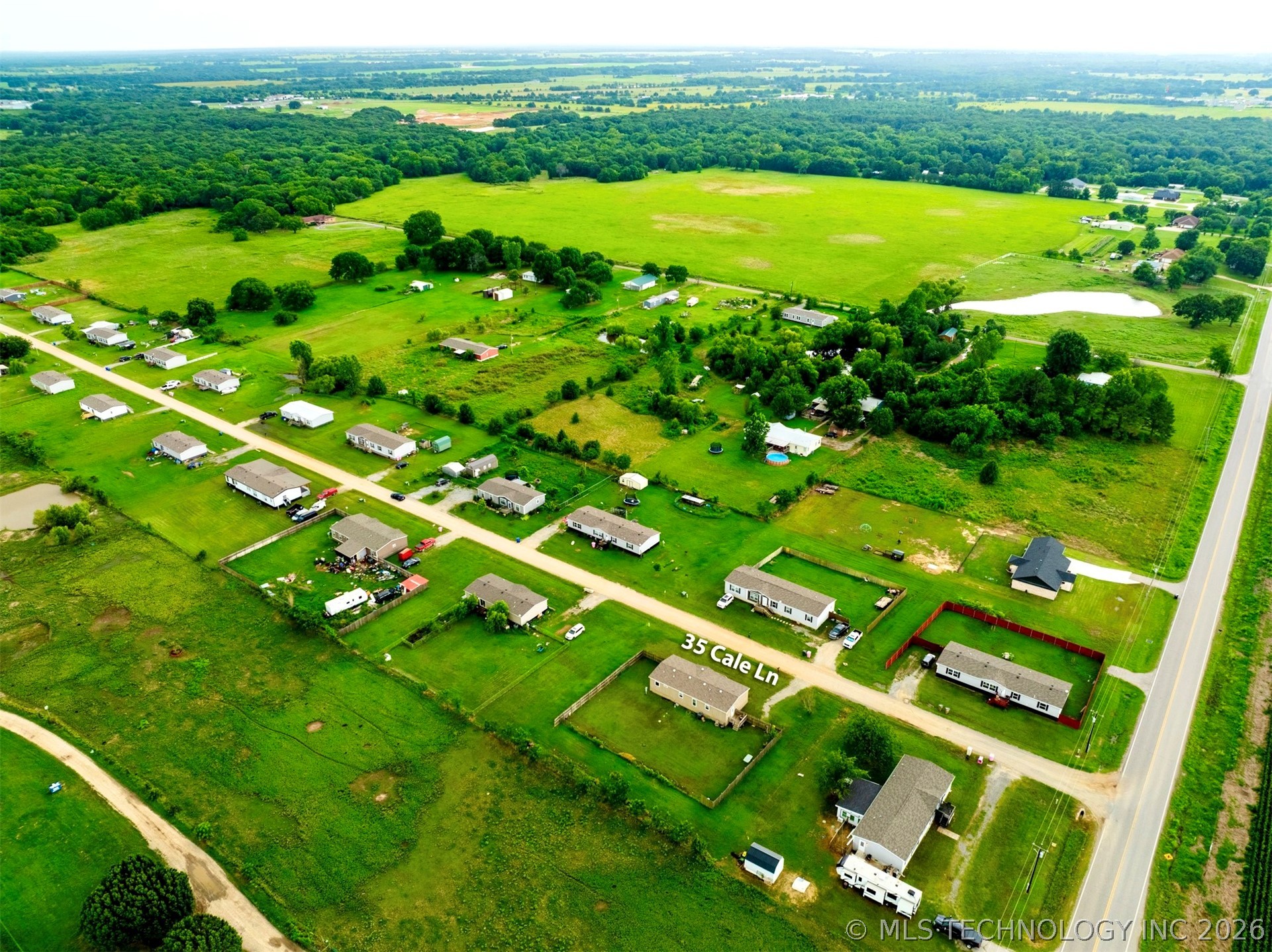 35 Cale Lane Calera OK 74730