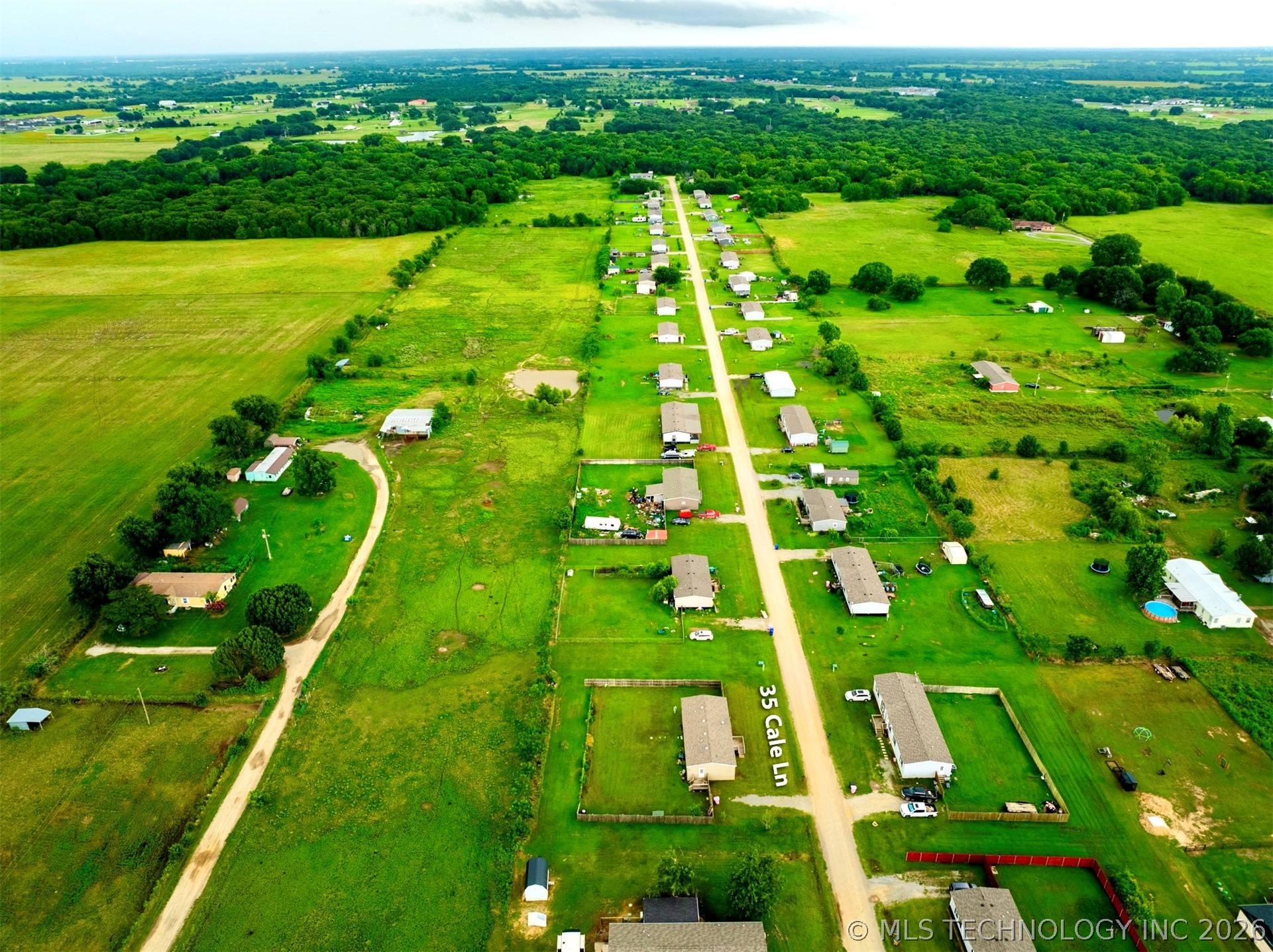 35 Cale Lane Calera OK 74730