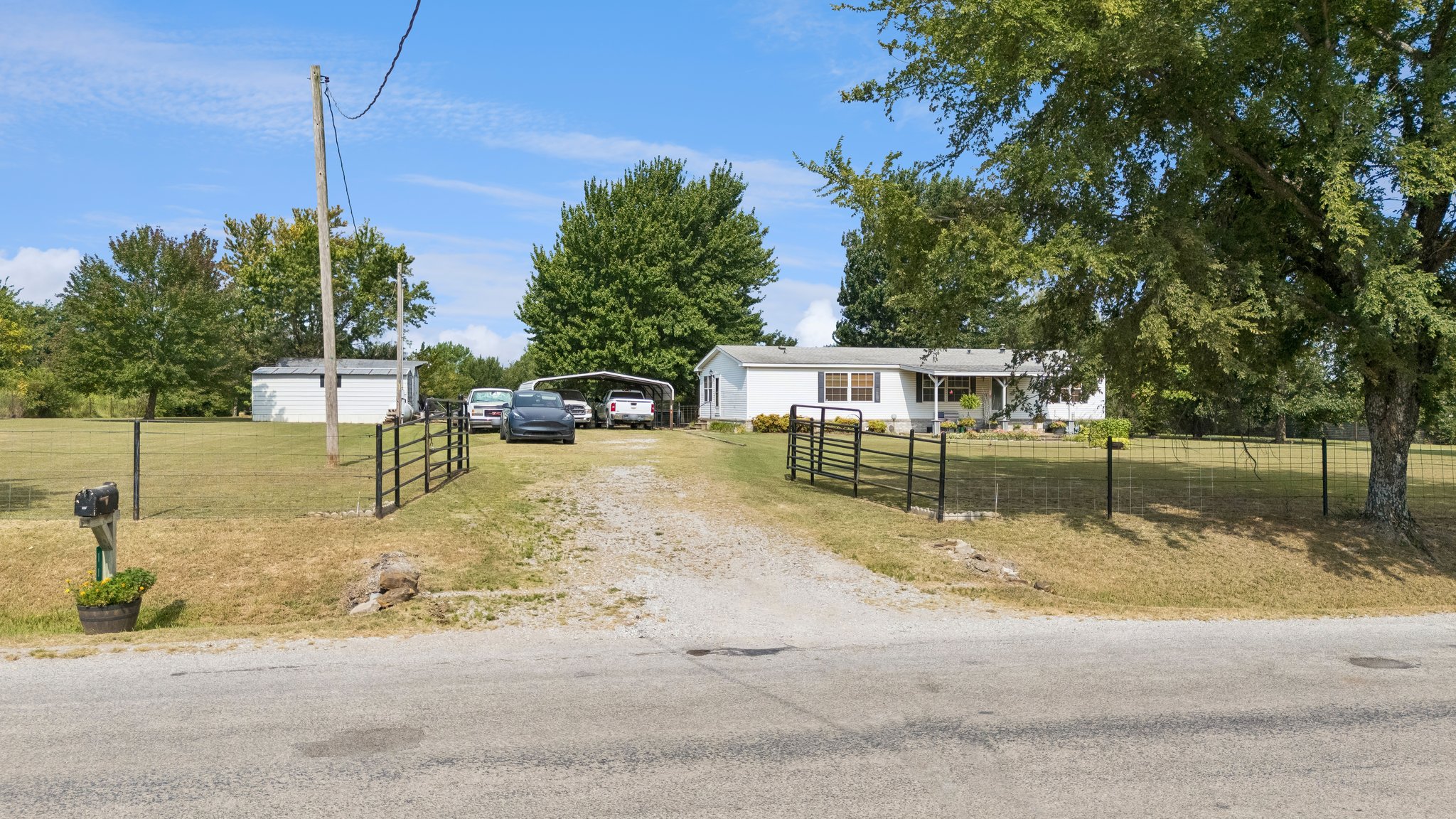 115 N 260 Road Mounds OK 74047