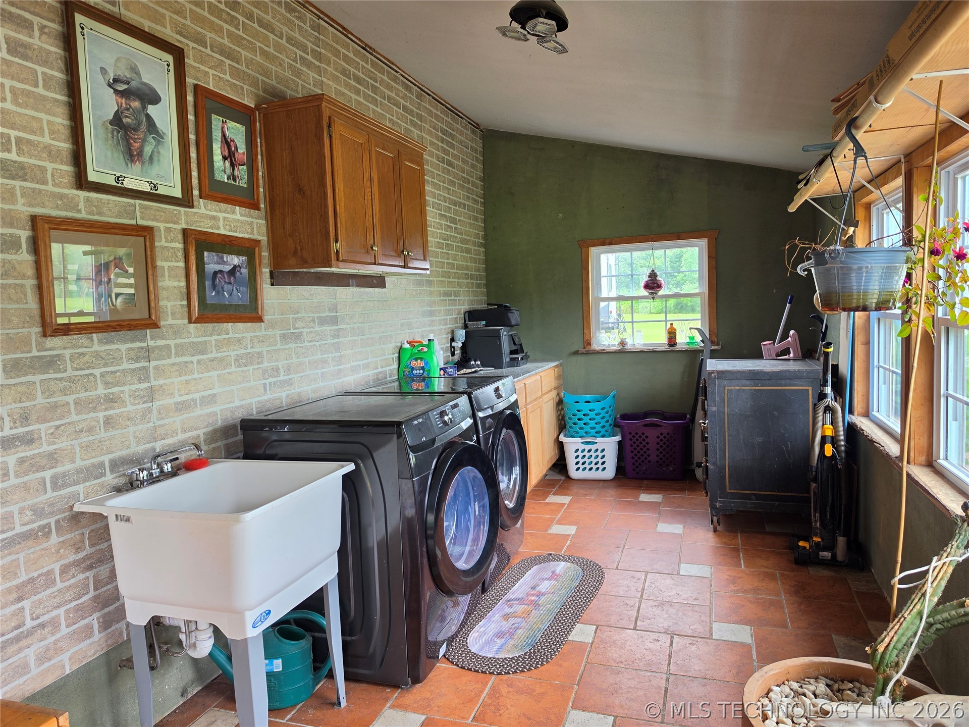 475309 E Hwy 100 Highway Stilwell OK 74960