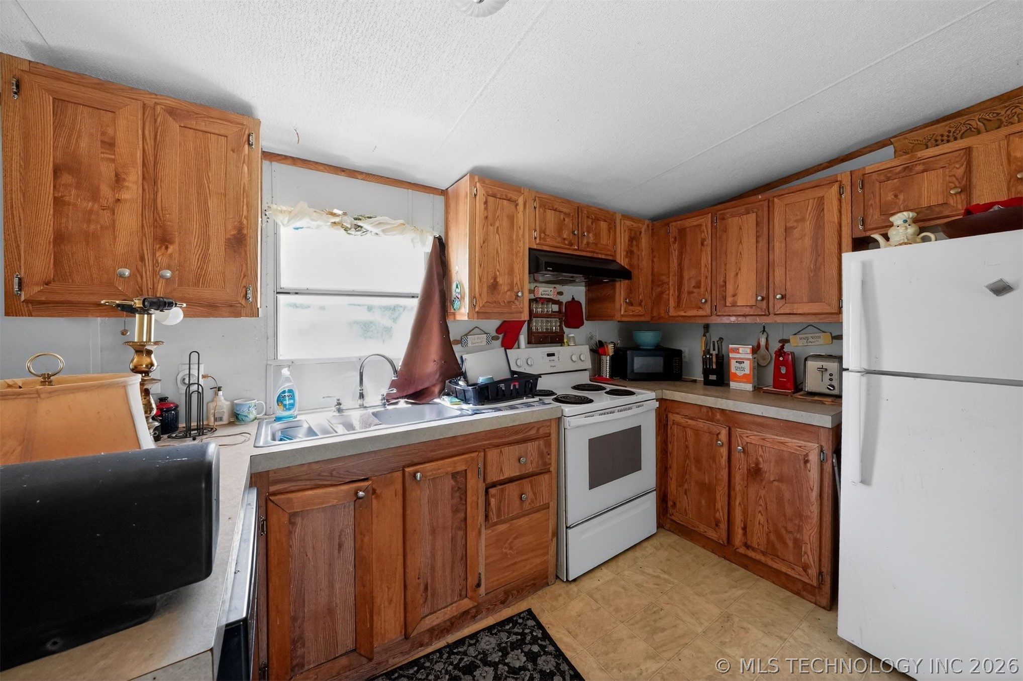 31443 E 683 Lane Wagoner OK 74467