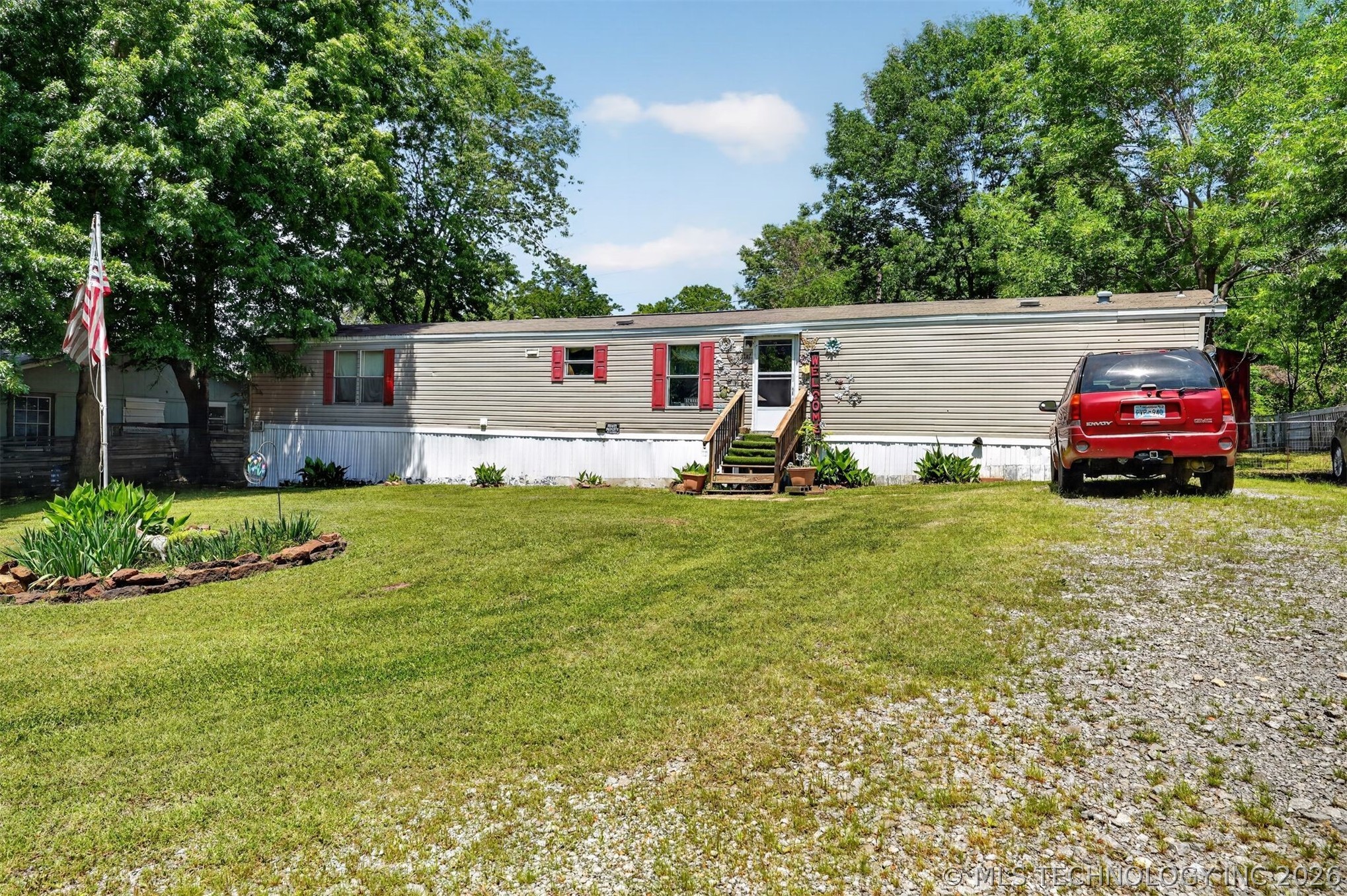 31443 E 683 Lane Wagoner OK 74467