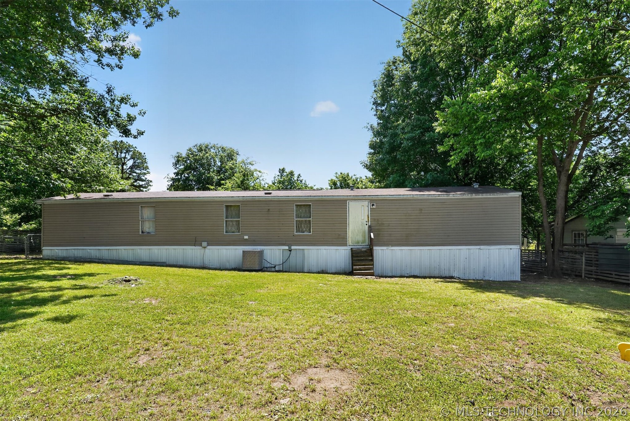 31443 E 683 Lane Wagoner OK 74467