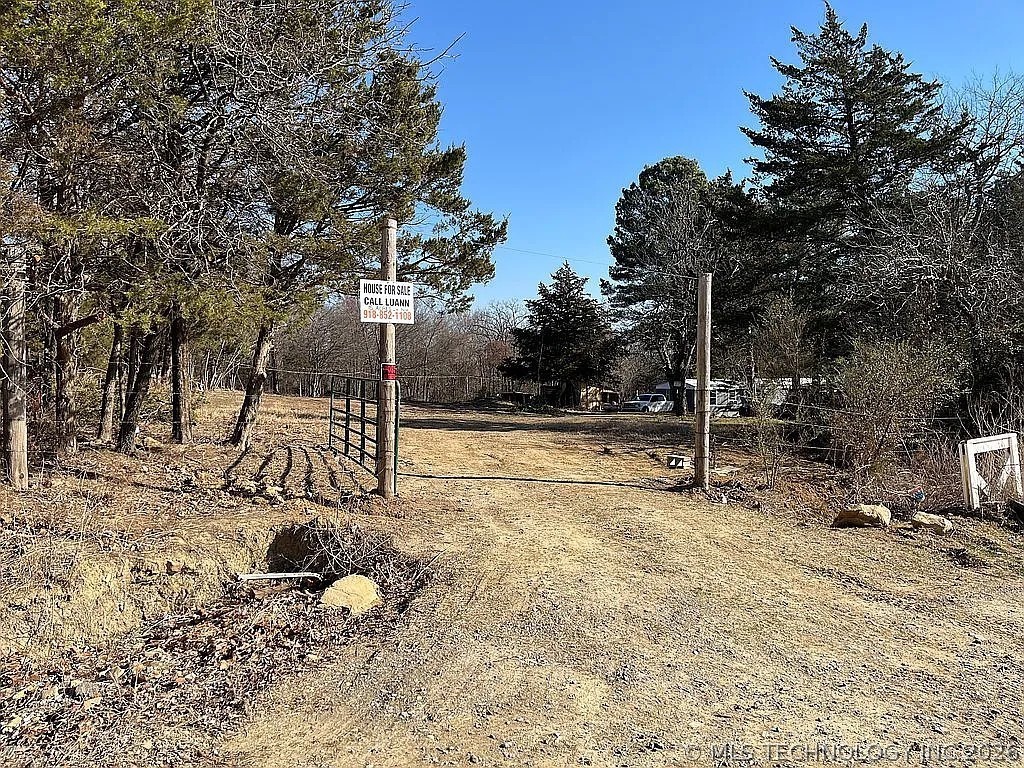 403993 E 1090 Road Henryetta OK 74437