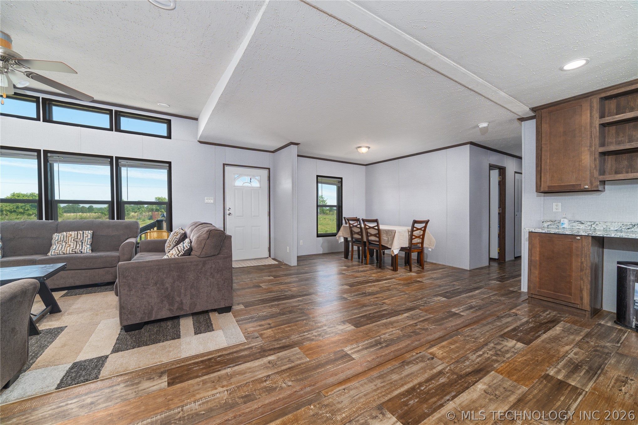 12453 E 484 Road Colcord OK 74338