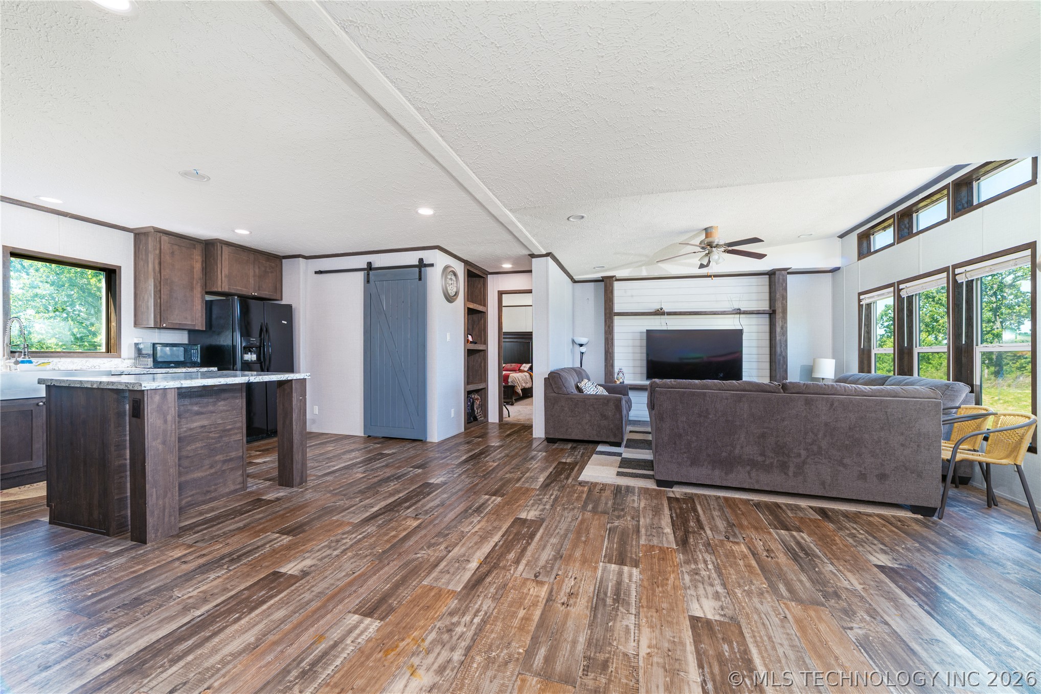 12453 E 484 Road Colcord OK 74338