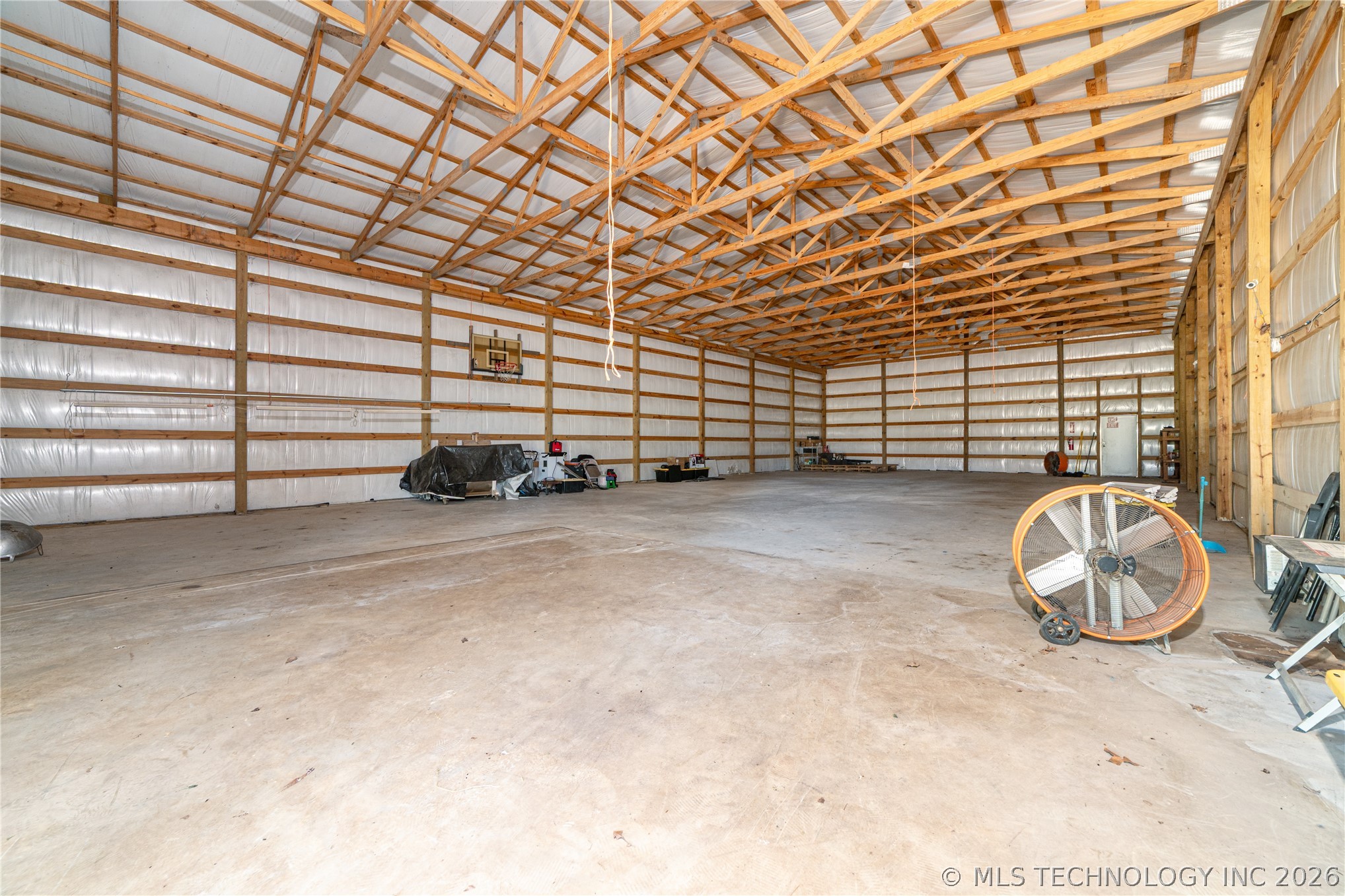 12453 E 484 Road Colcord OK 74338