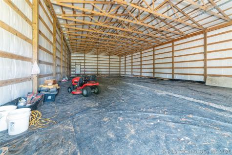 12453 E 484 Road Colcord OK 74338