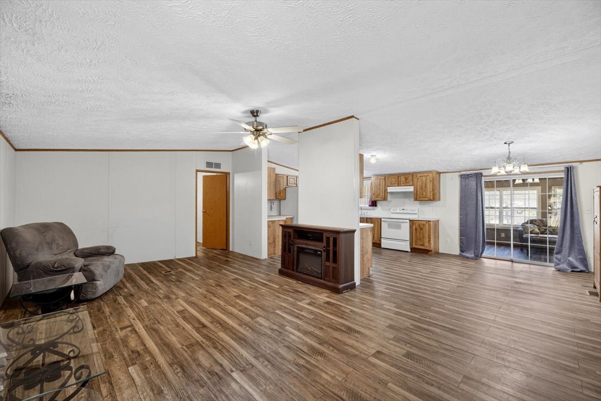 39908 Texas Avenue Howe OK 74940