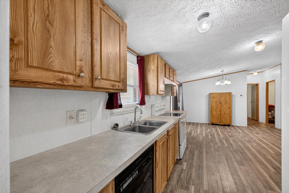 39908 Texas Avenue Howe OK 74940