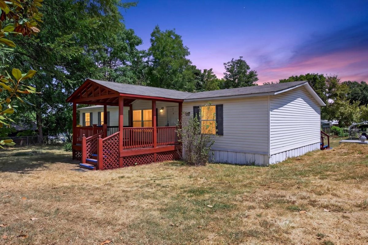 39908 Texas Avenue Howe OK 74940