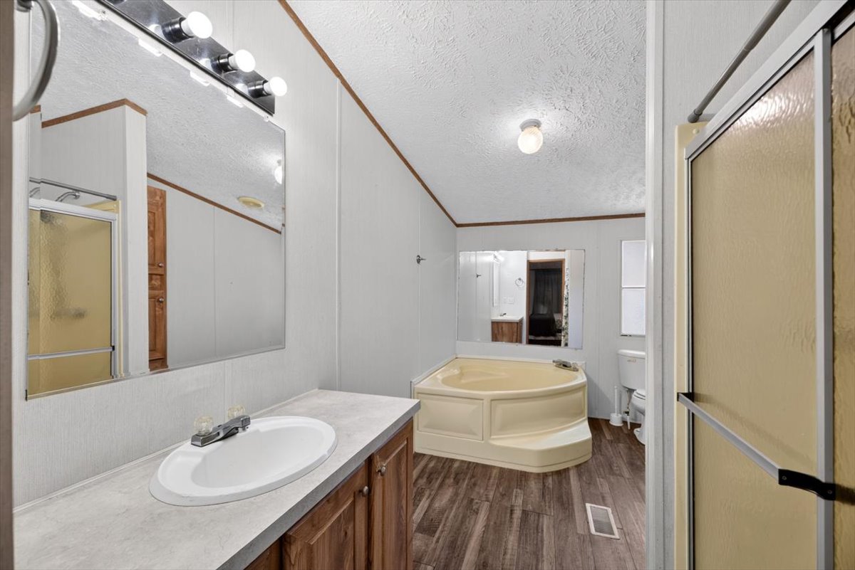 39908 Texas Avenue Howe OK 74940