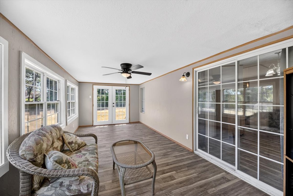 39908 Texas Avenue Howe OK 74940