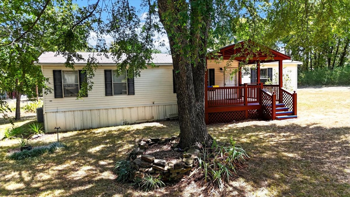 39908 Texas Avenue Howe OK 74940