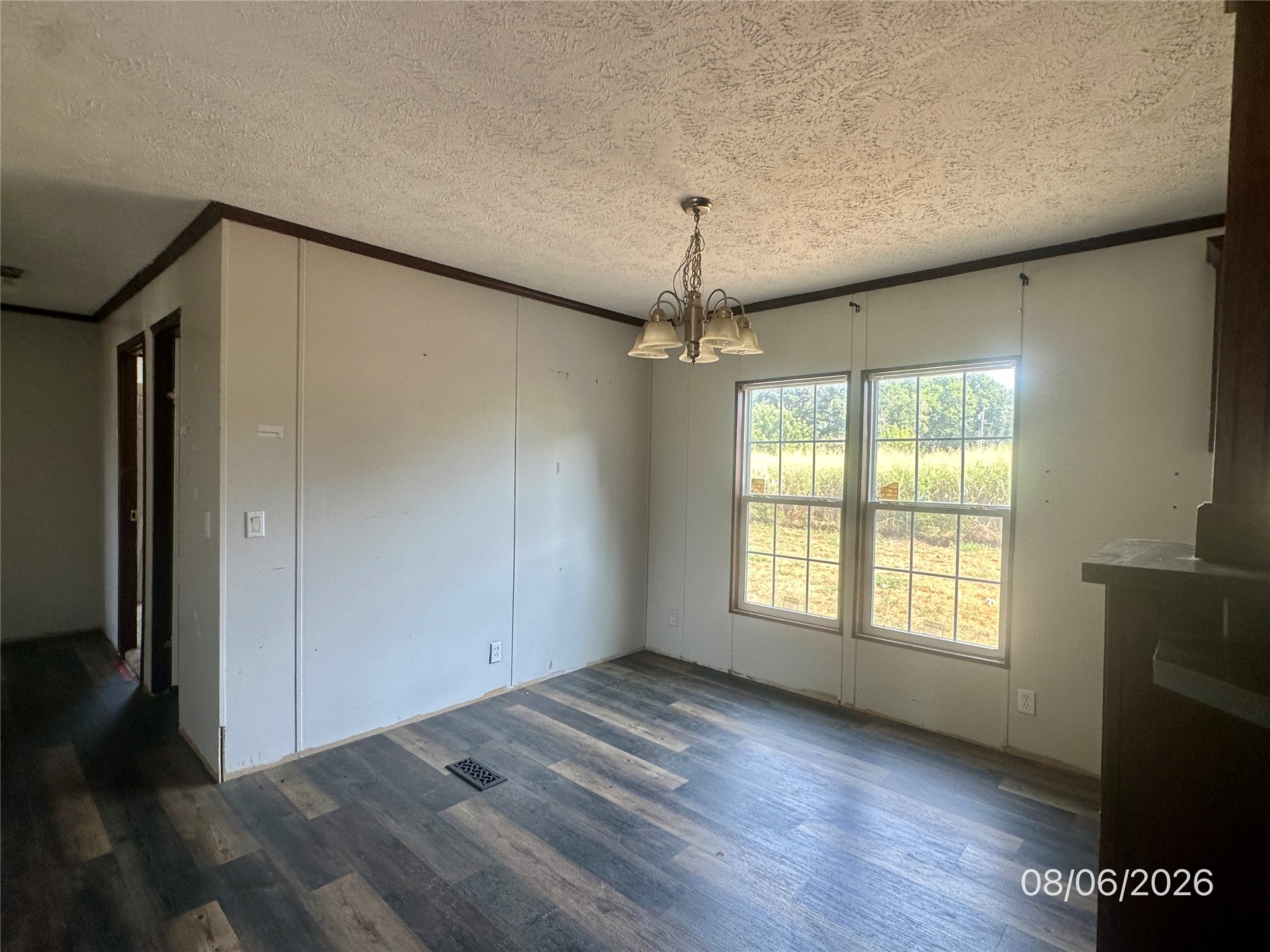 202 E I Avenue Milburn OK 73450