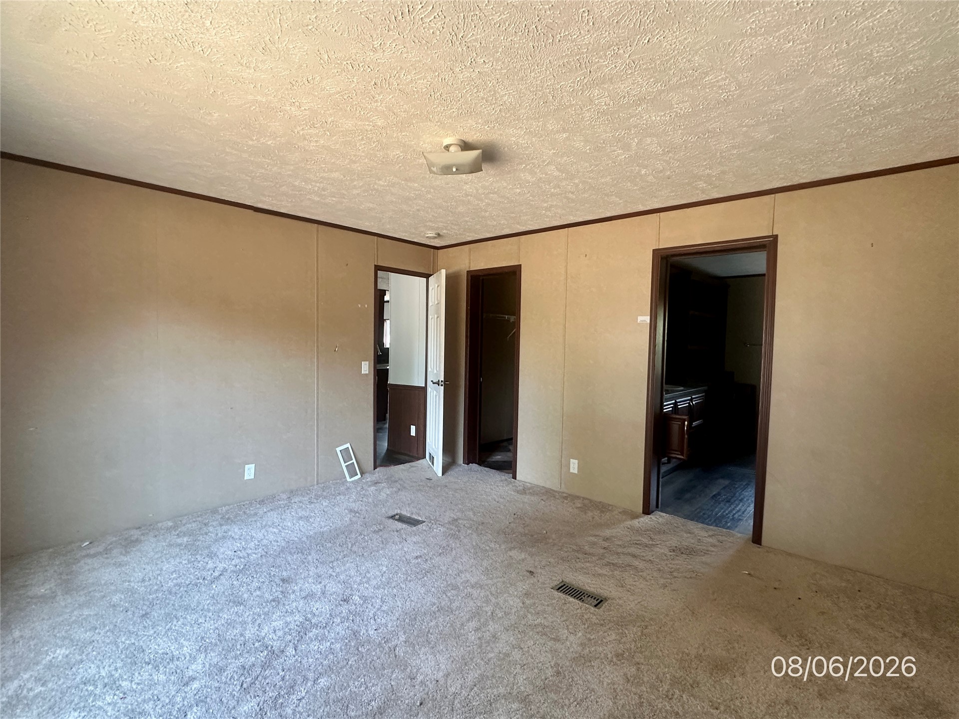 202 E I Avenue Milburn OK 73450