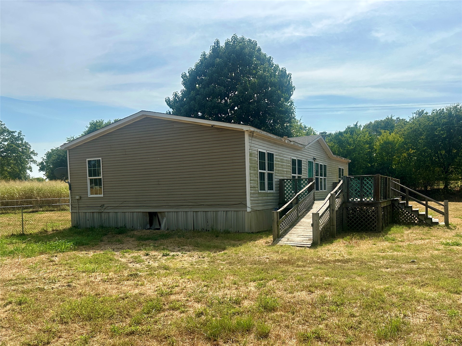 202 E I Avenue Milburn OK 73450