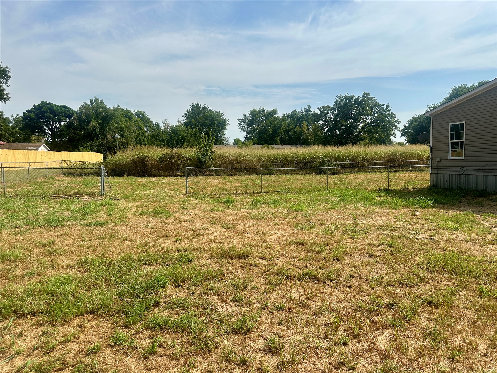 202 E I Avenue Milburn OK 73450