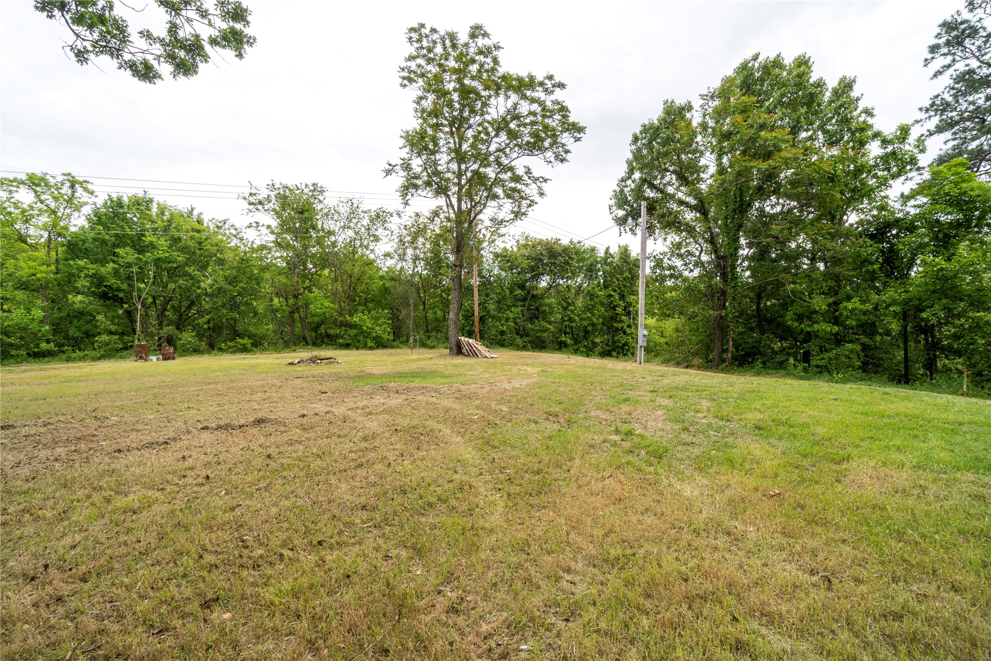 4664 S Highway 82 Locust Grove OK 74352