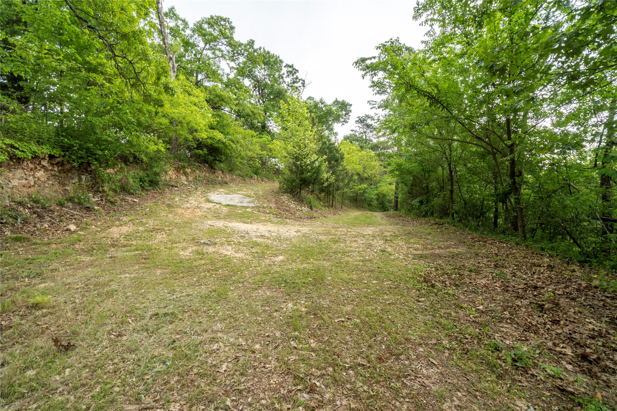 4664 S Highway 82 Locust Grove OK 74352