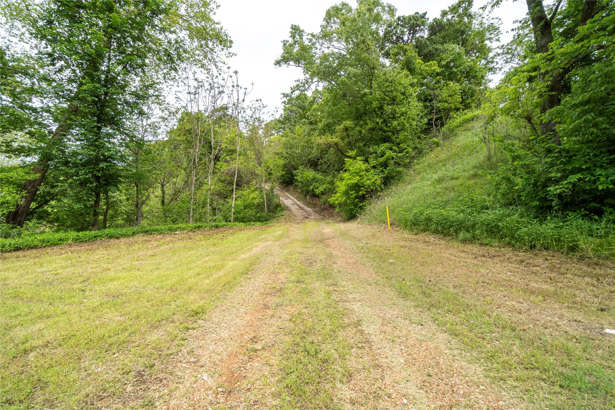 4664 S Highway 82 Locust Grove OK 74352