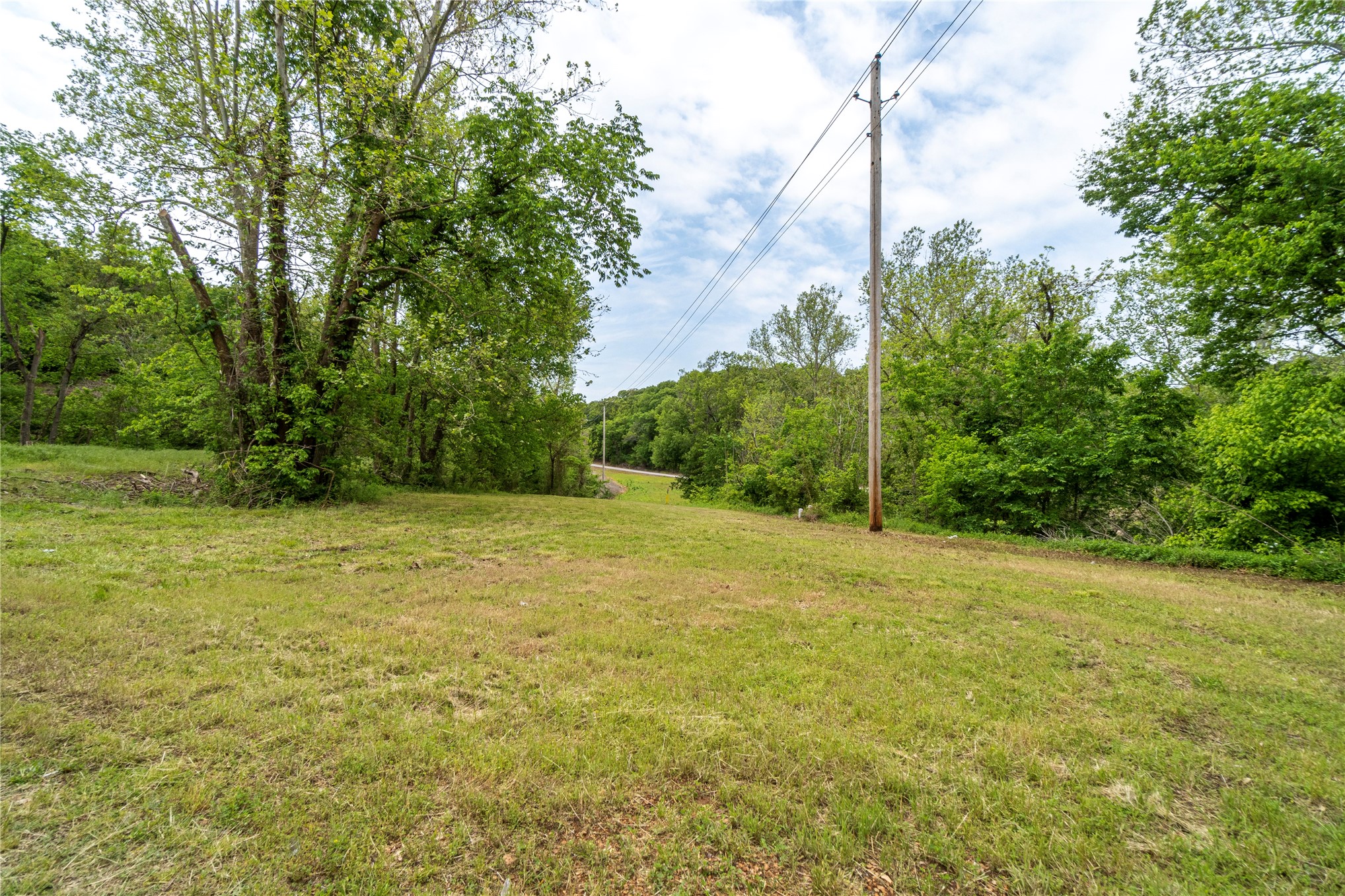 4664 S Highway 82 Locust Grove OK 74352