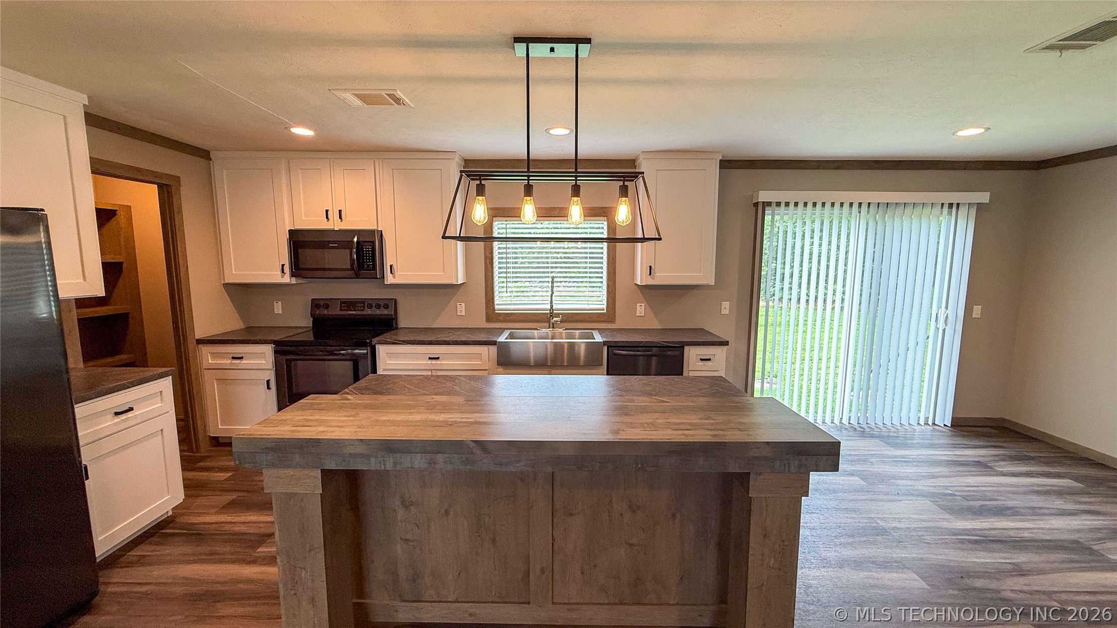 4200 W 730 Road Hulbert OK 74441