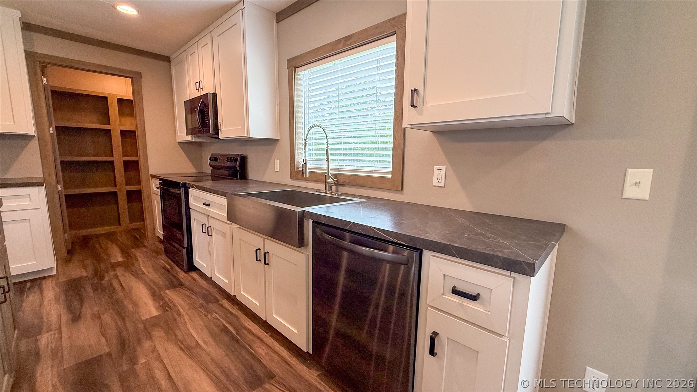 4200 W 730 Road Hulbert OK 74441