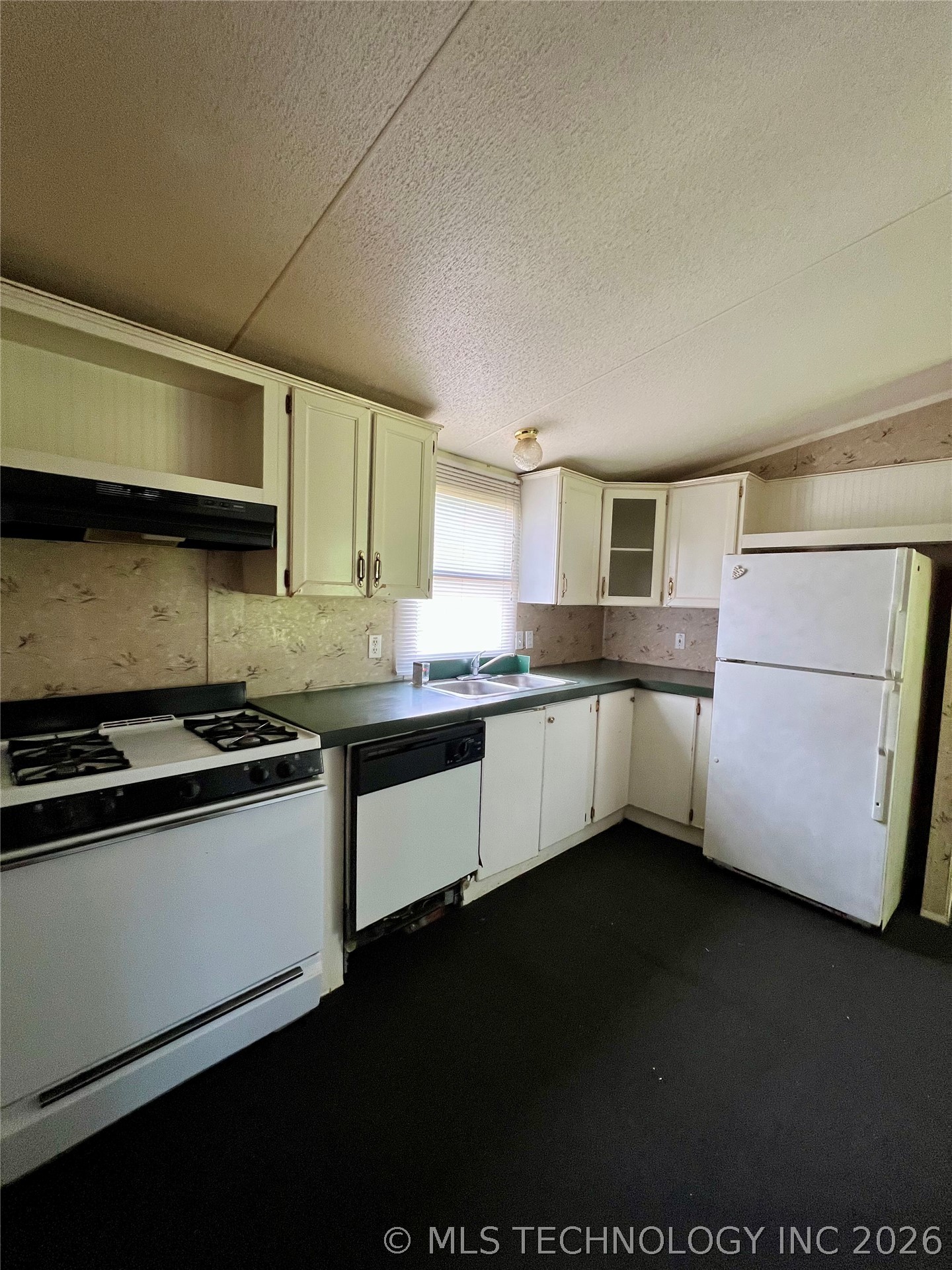 9998 Ray Avenue Kingston OK 73439