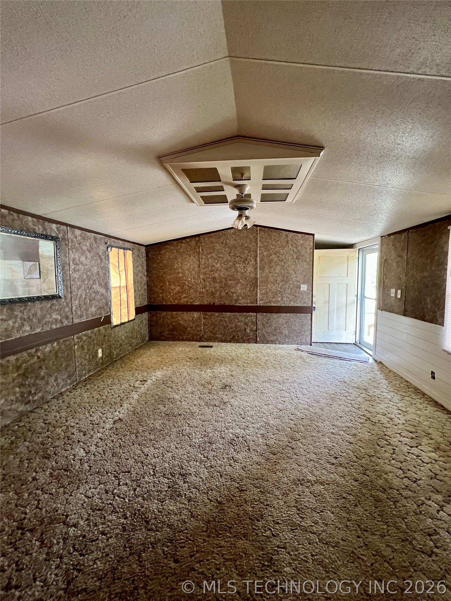 9998 Ray Avenue Kingston OK 73439