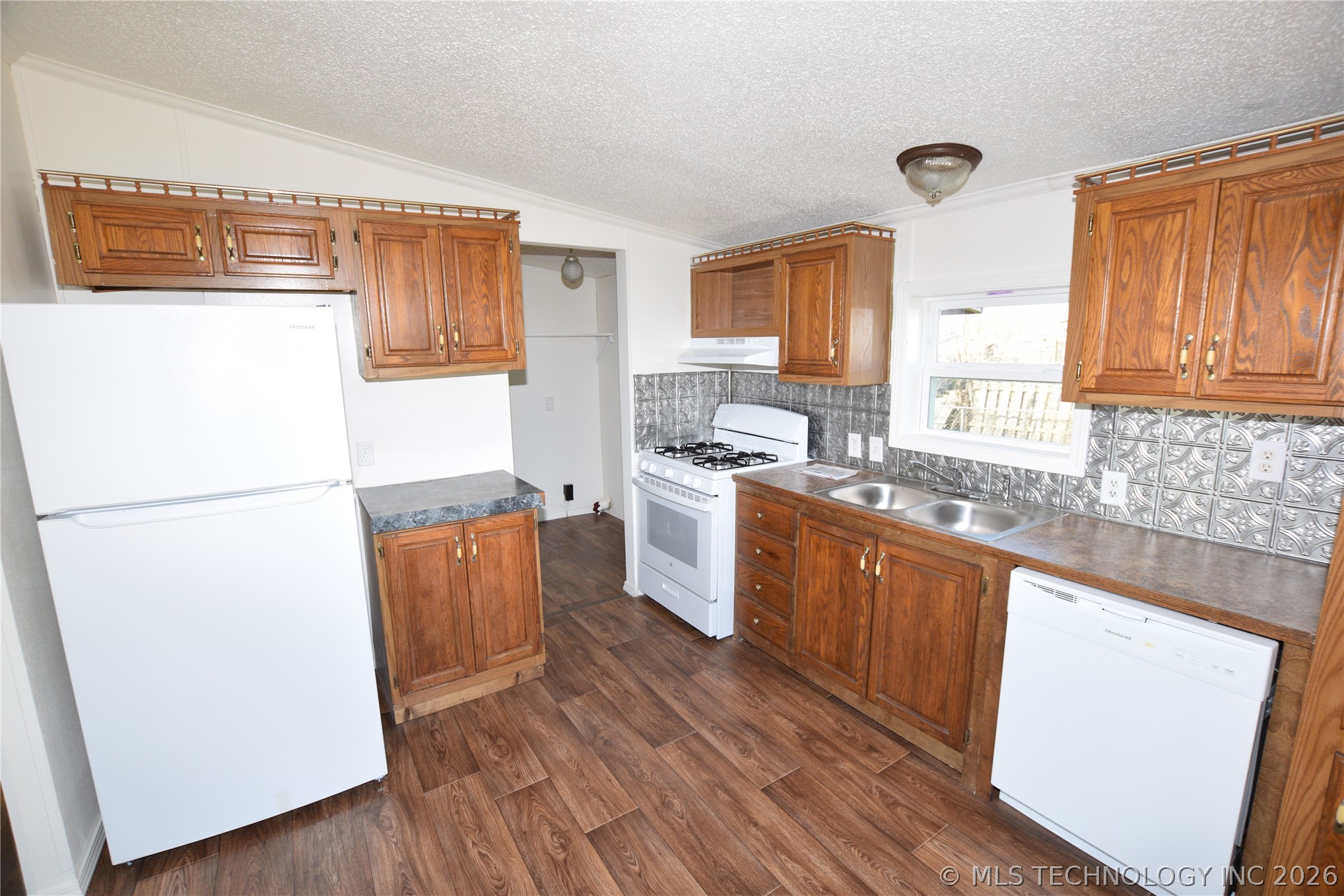 413 W Willow Street Stilwell OK 74960