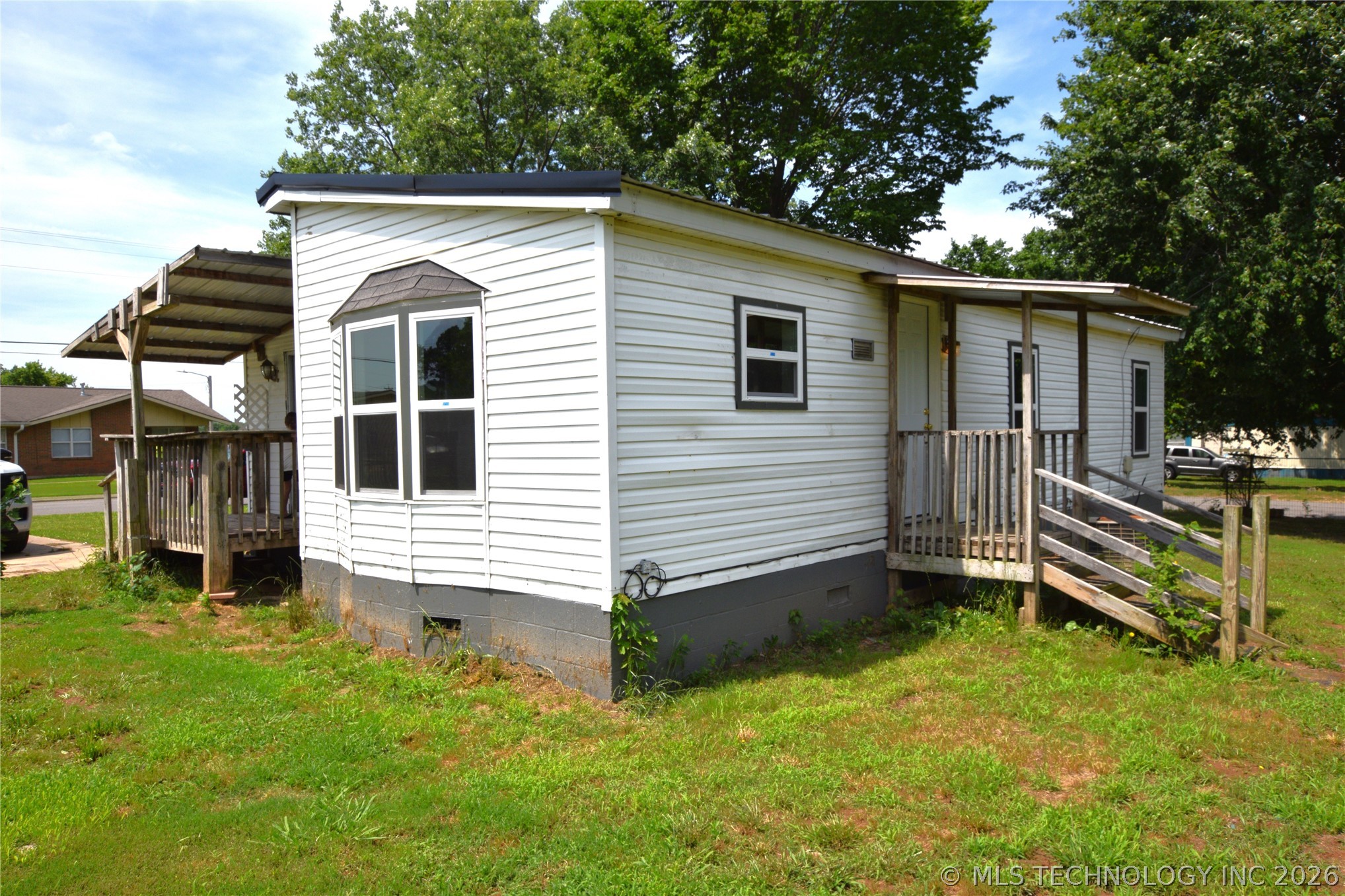 413 W Willow Street Stilwell OK 74960