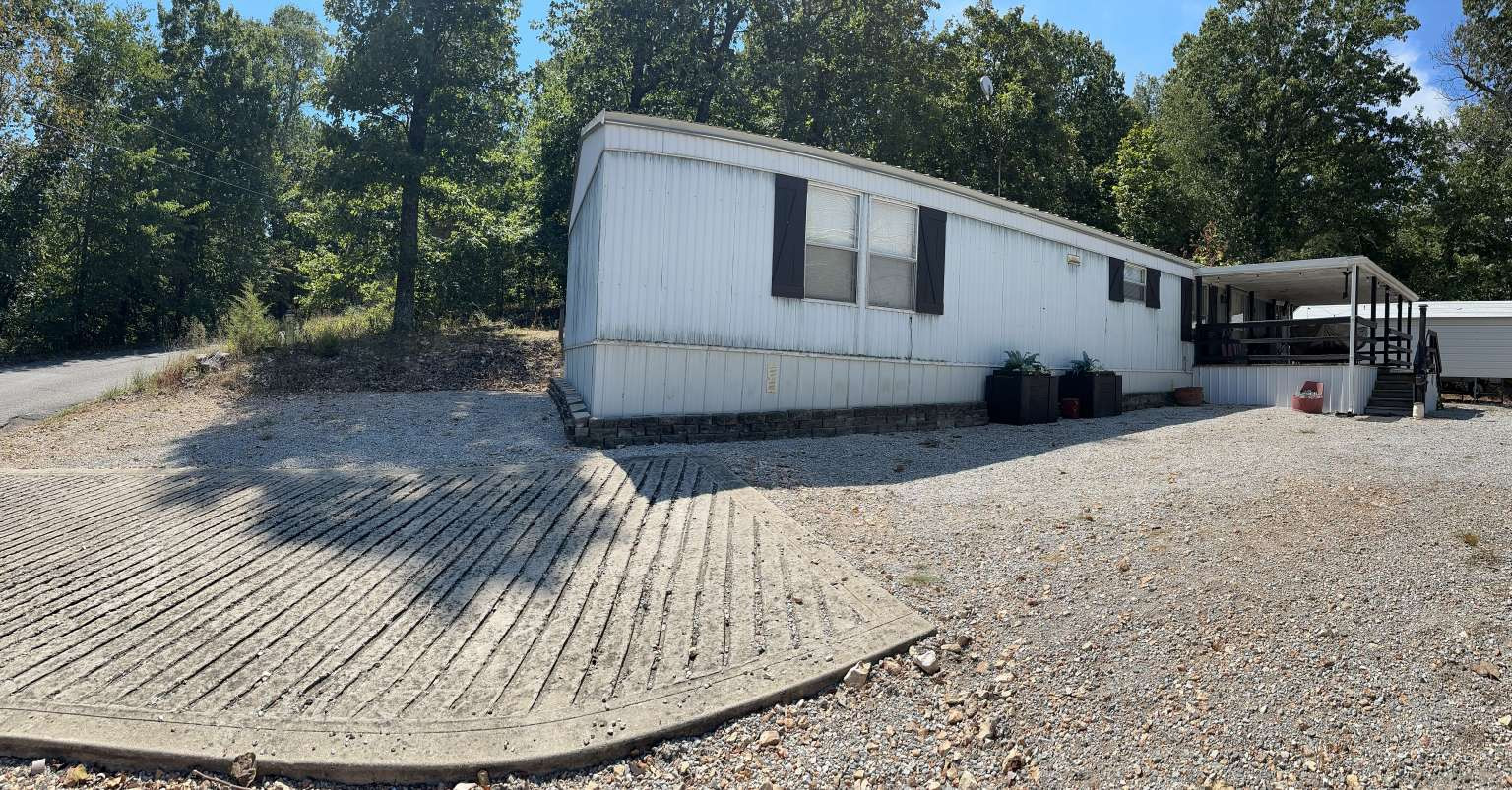 6091 County Road 366 Eucha OK 74342