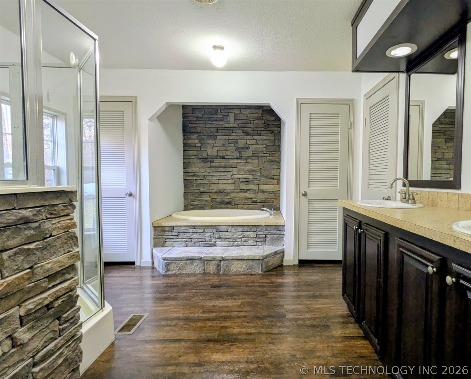 426098 Texanna Road Checotah OK 74426