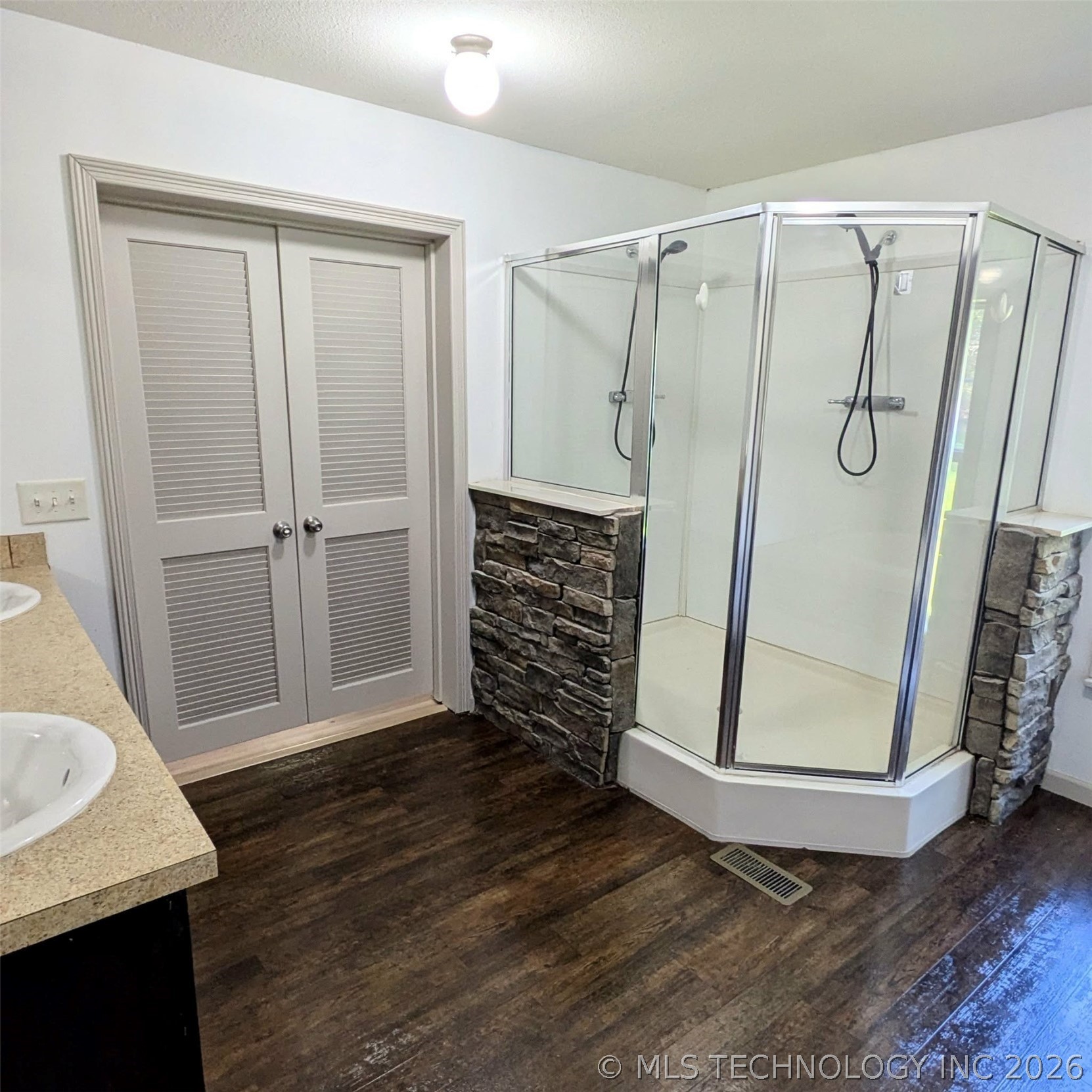 426098 Texanna Road Checotah OK 74426