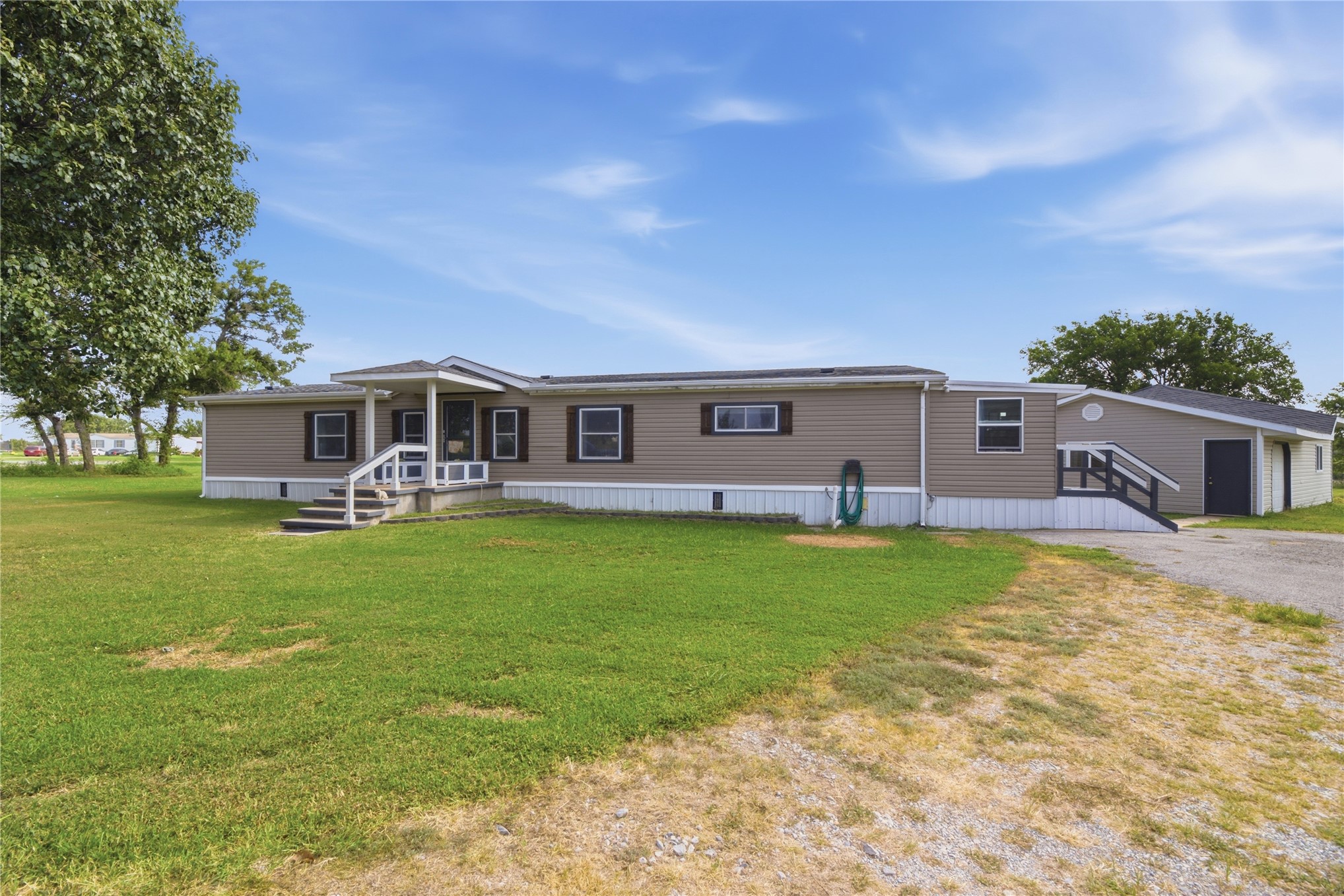 7018 E Countryside Lane Mounds OK 74047