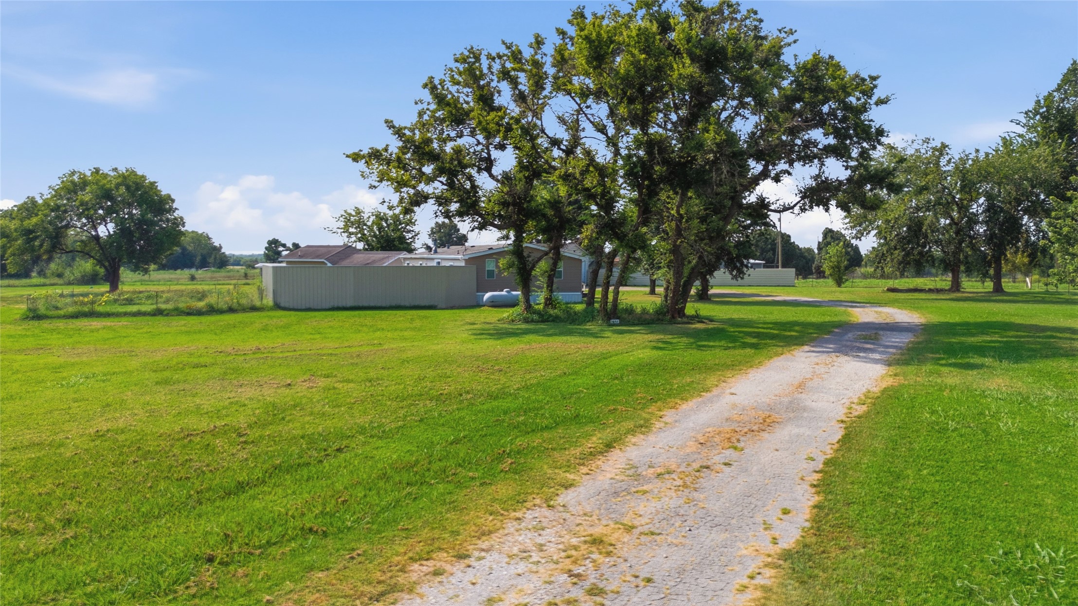 7018 E Countryside Lane Mounds OK 74047