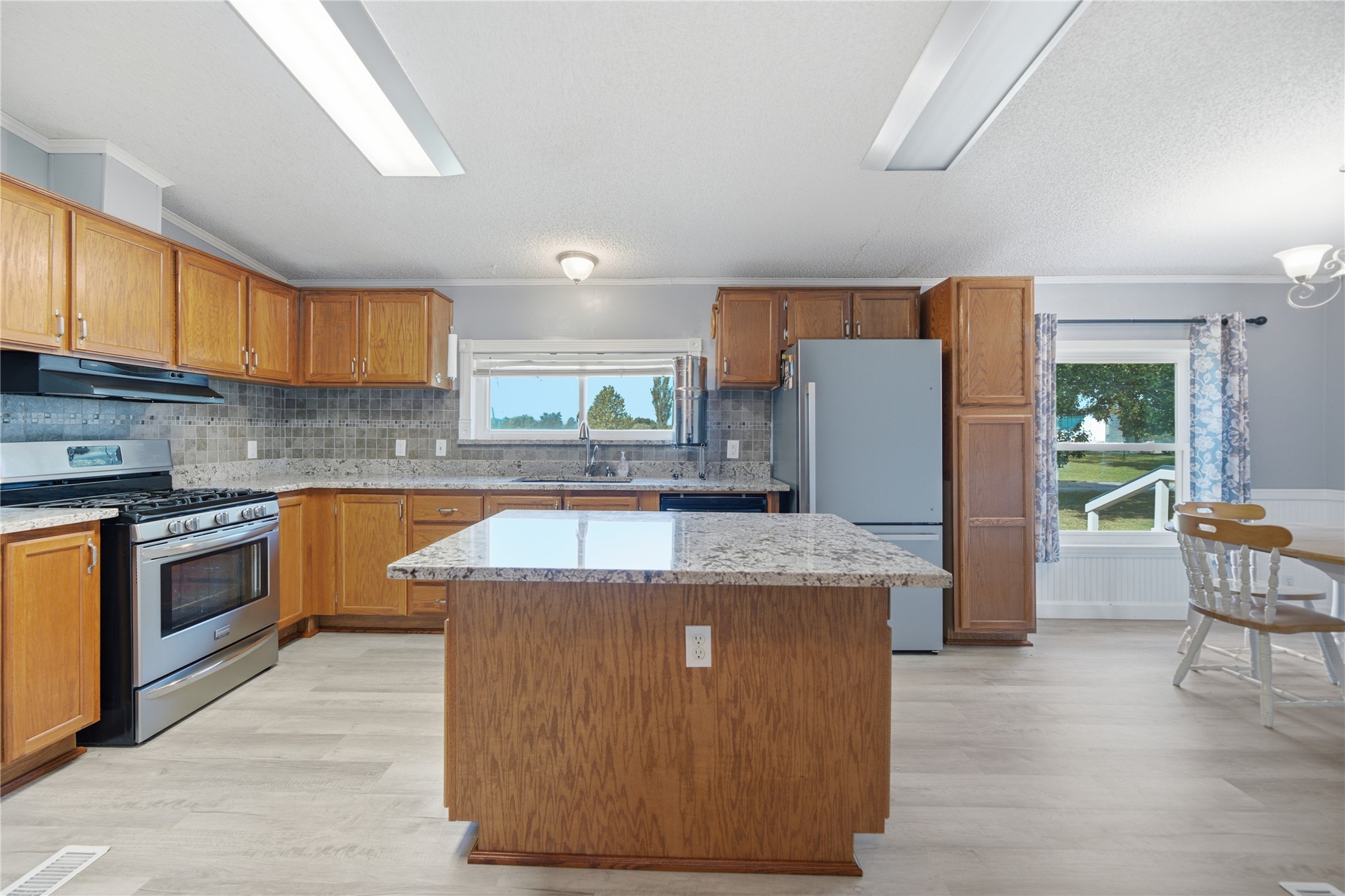 7018 E Countryside Lane Mounds OK 74047