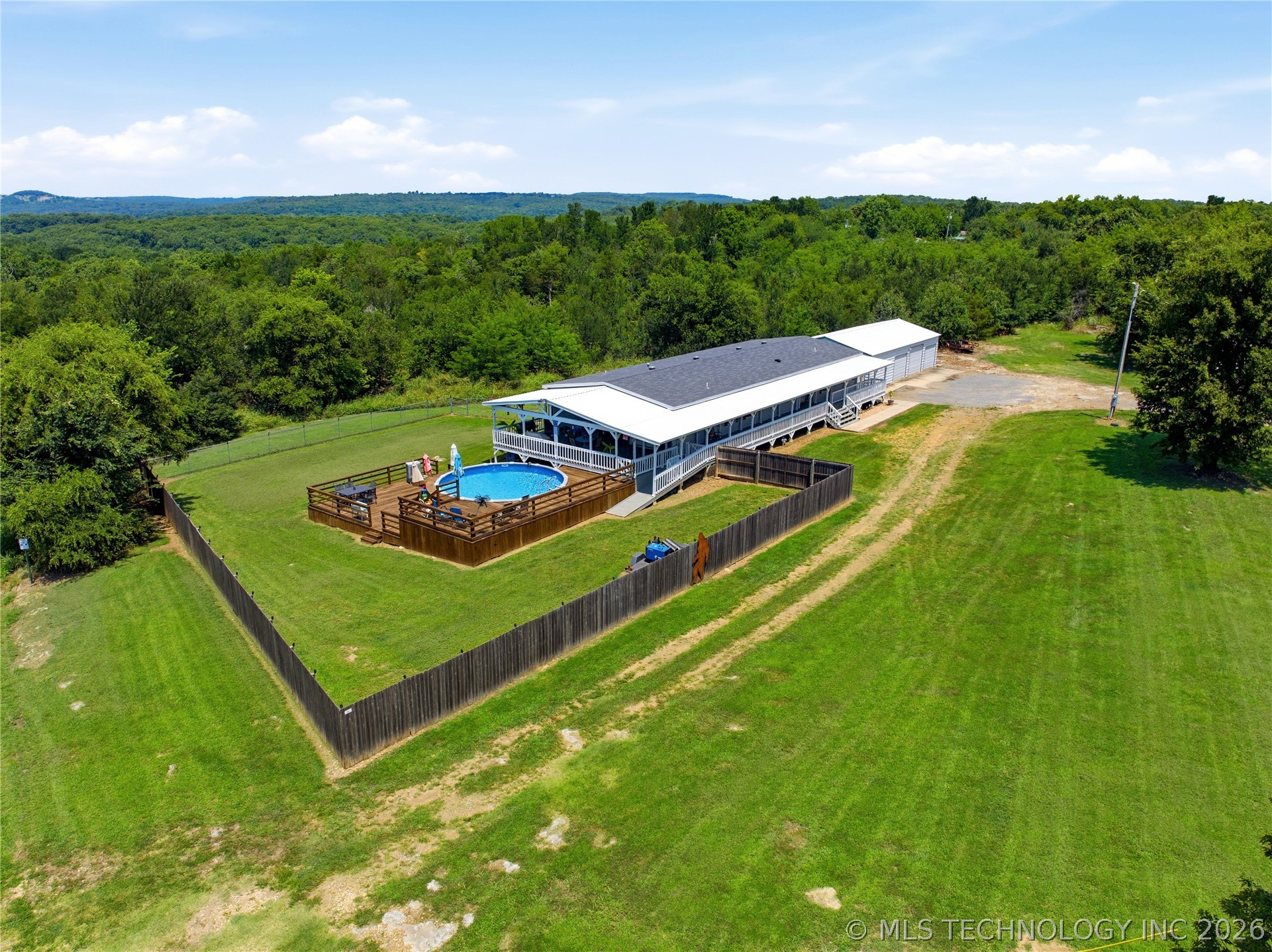 22022 W 888 Road Cookson OK 74427