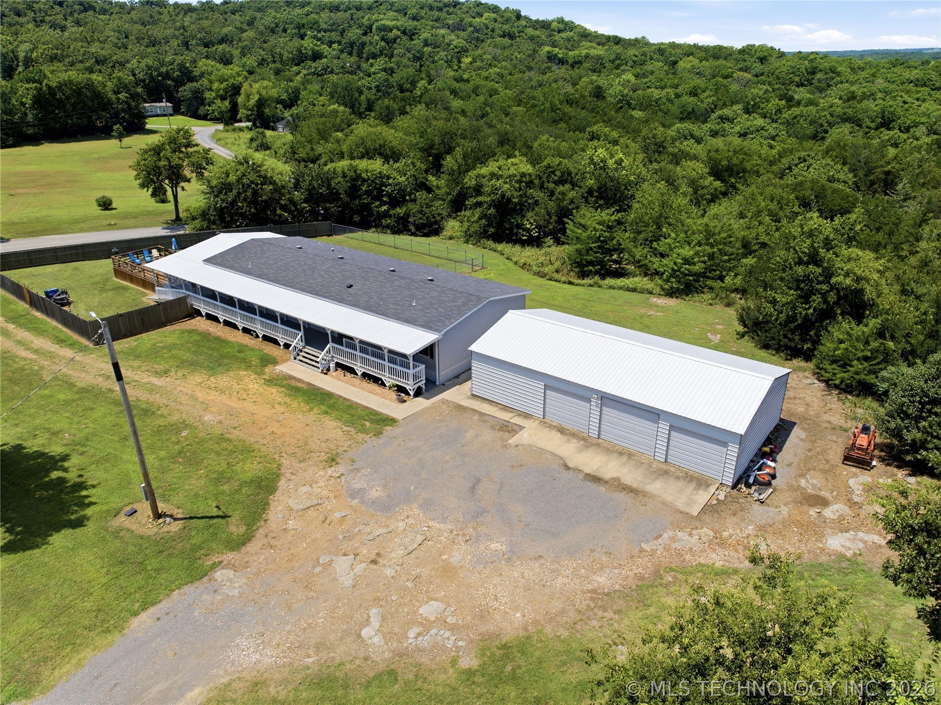 22022 W 888 Road Cookson OK 74427