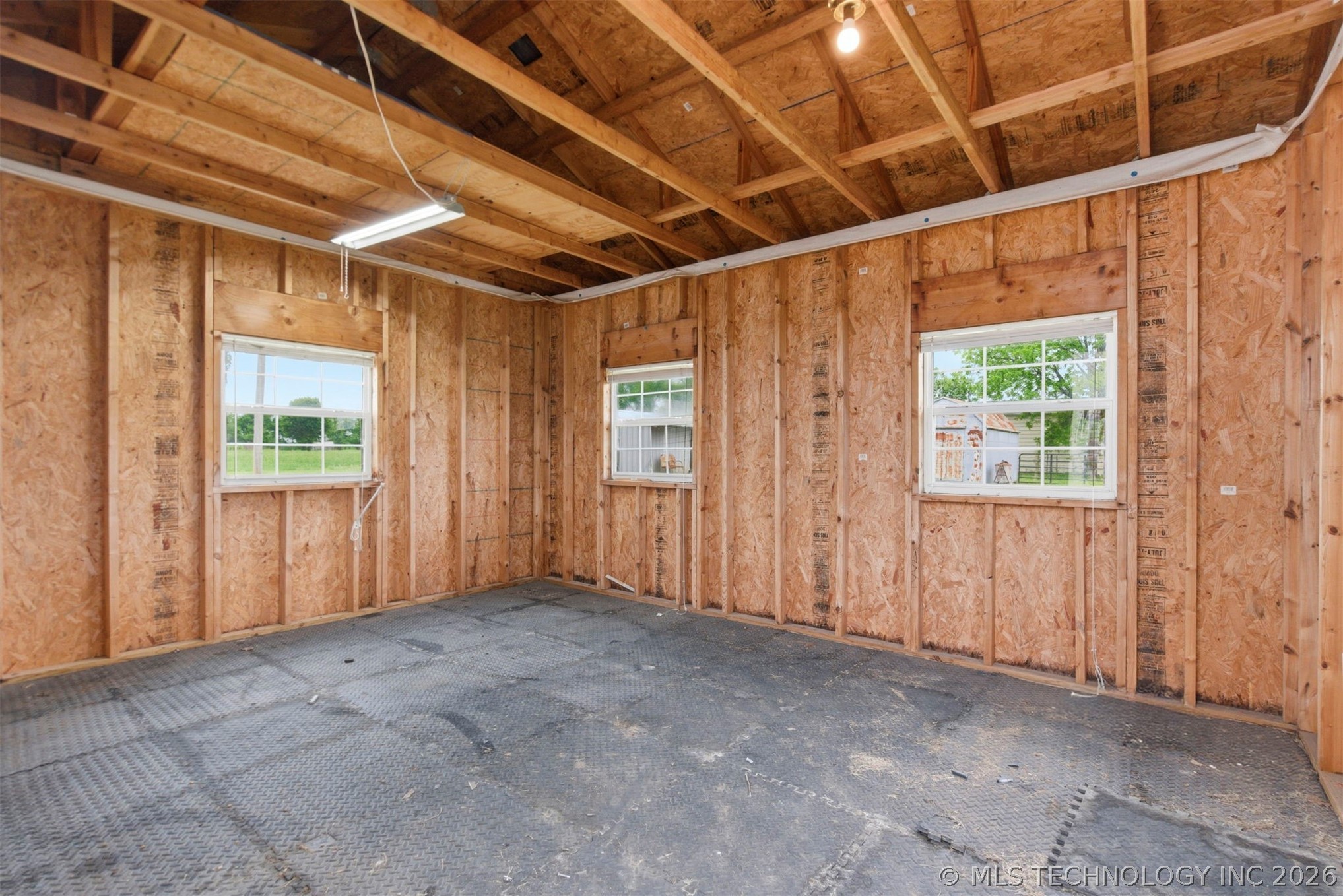 7195 Hectorville Road Mounds OK 74047