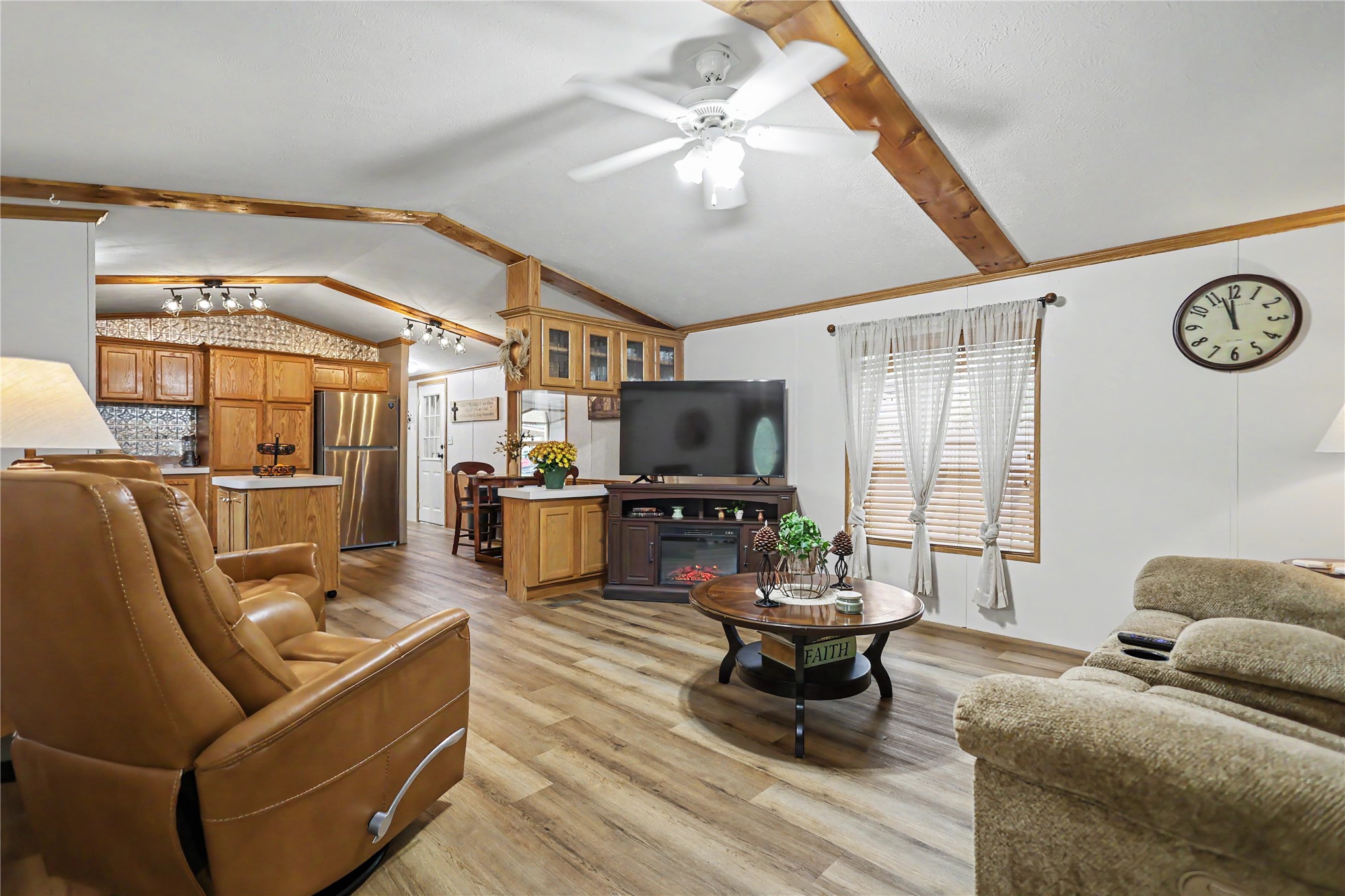 306 N Moseley Road Colcord OK 74338
