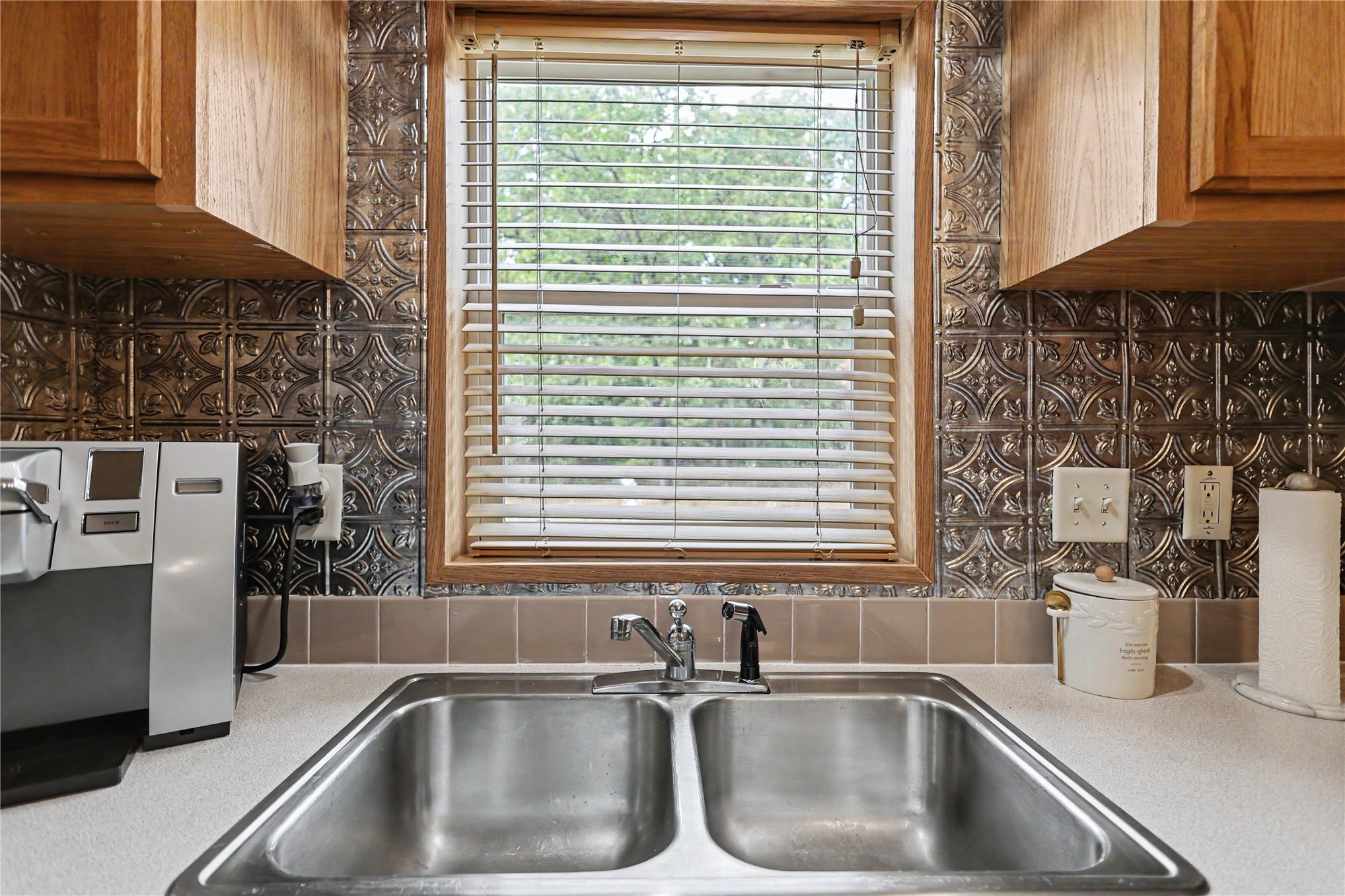 306 N Moseley Road Colcord OK 74338