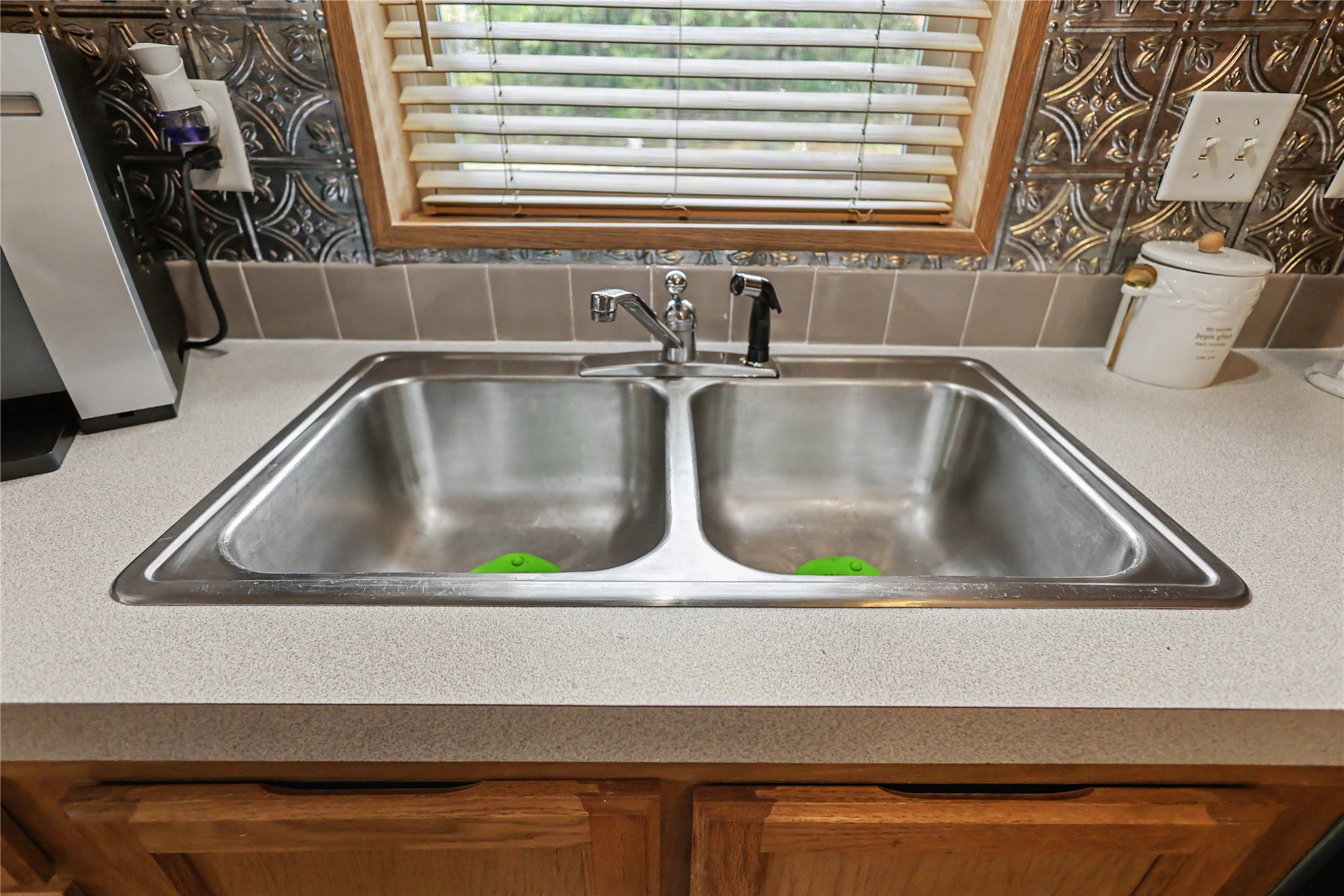 306 N Moseley Road Colcord OK 74338