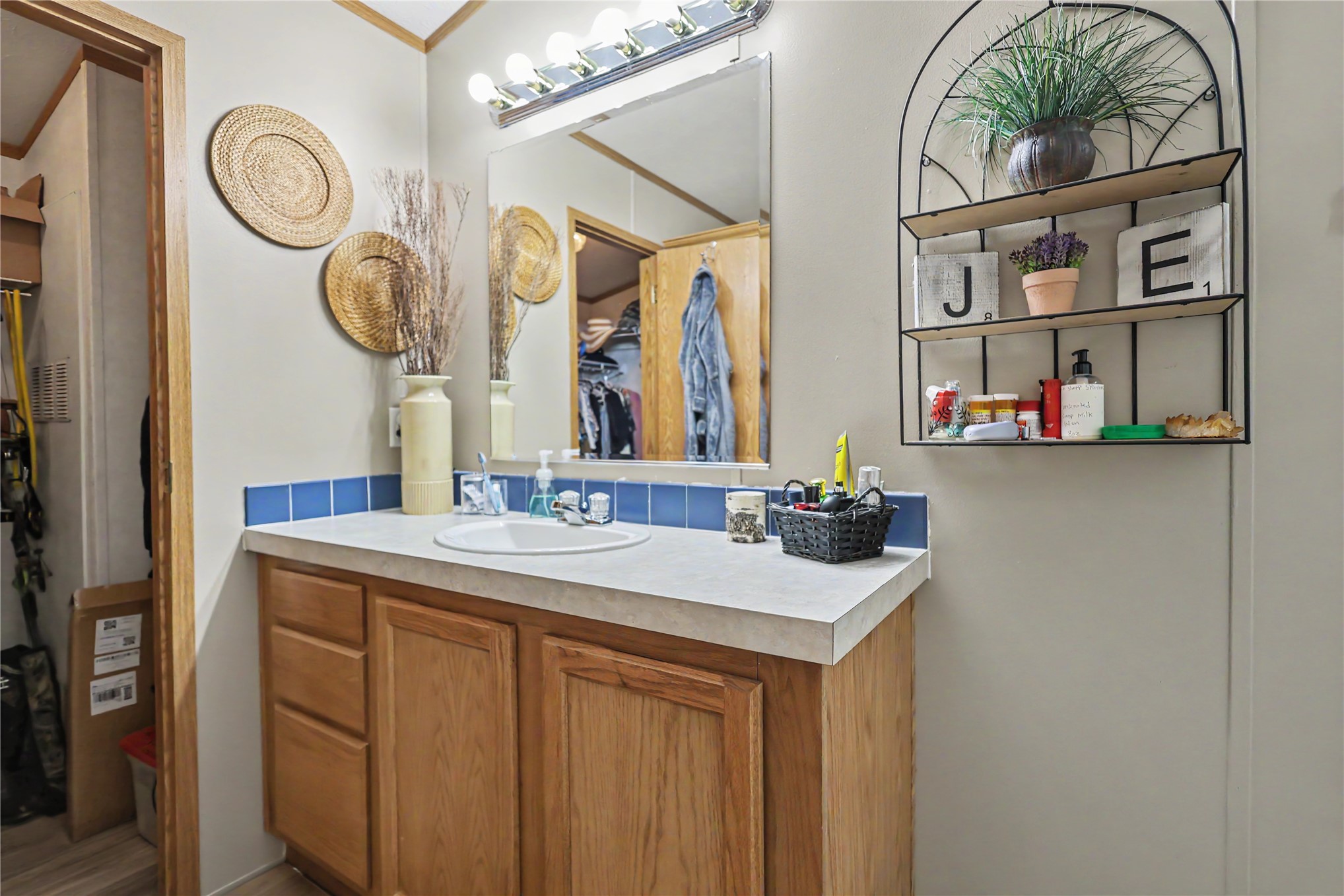 306 N Moseley Road Colcord OK 74338