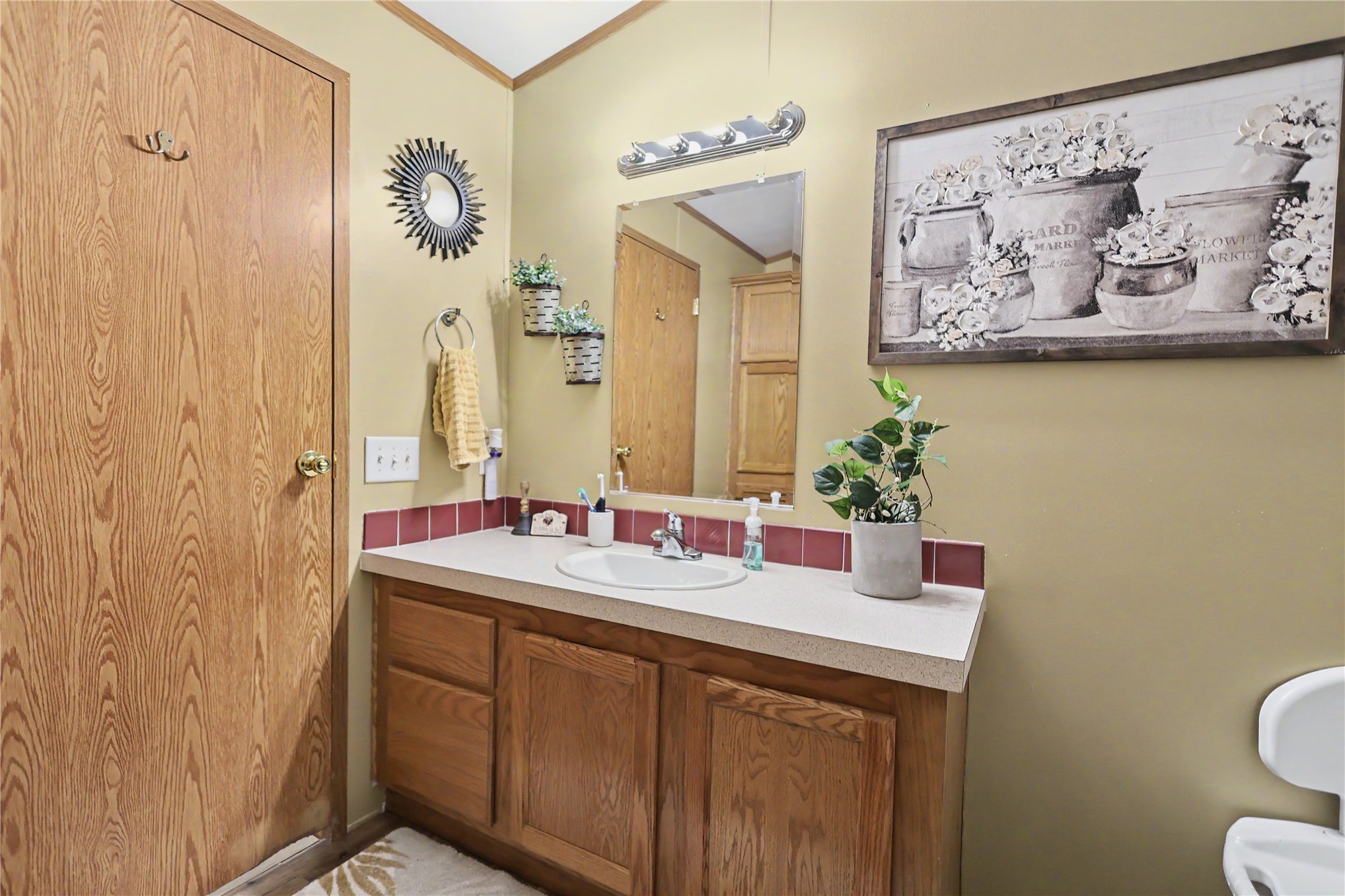 306 N Moseley Road Colcord OK 74338